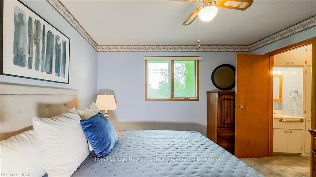 410 HOLMES Street photo 23