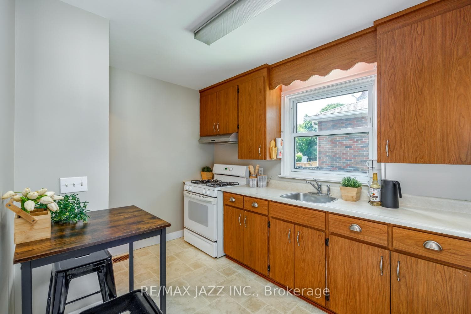 52 Liberty Street photo 7