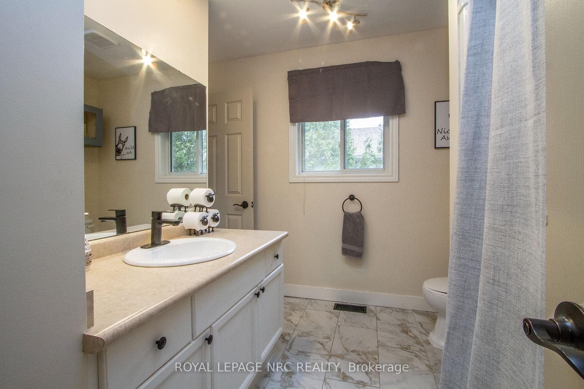 3270 Poplar Avenue photo 13