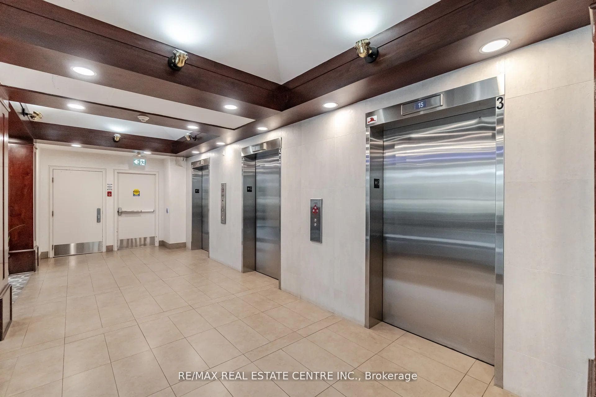 250 Webb Drive Unit 816 photo 4