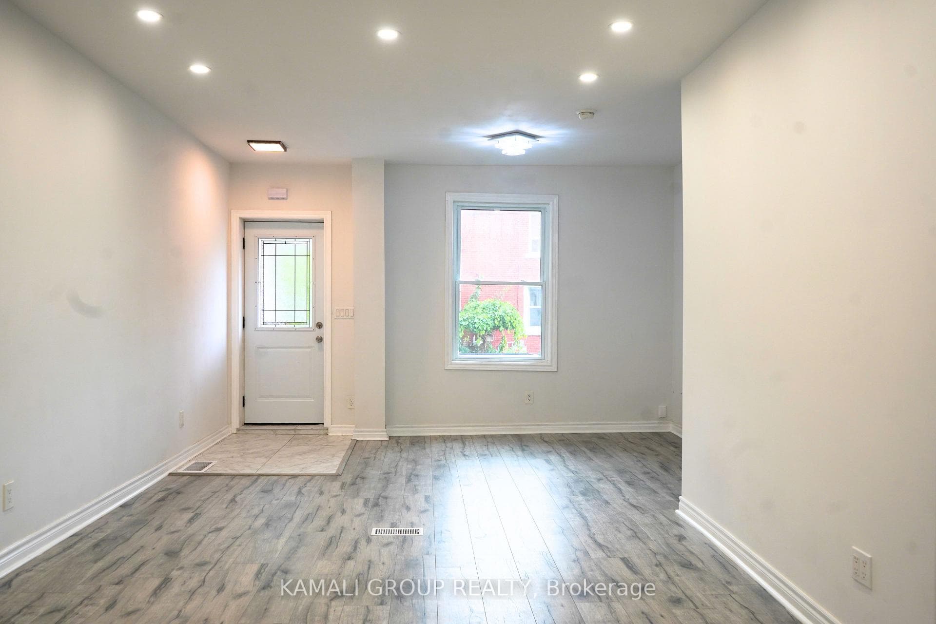 85 Cheever Street photo 1
