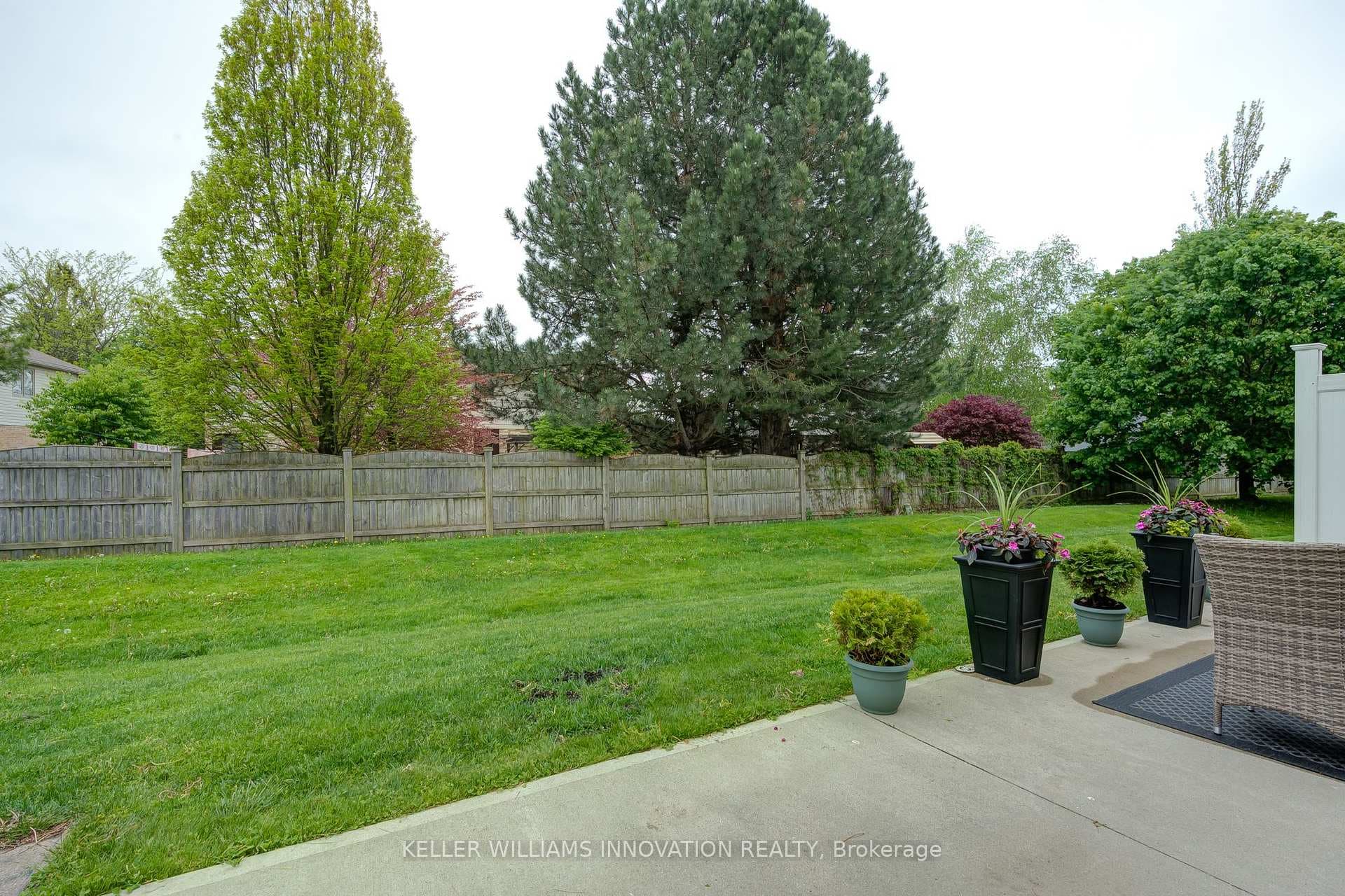 51 Devon Drive photo 37