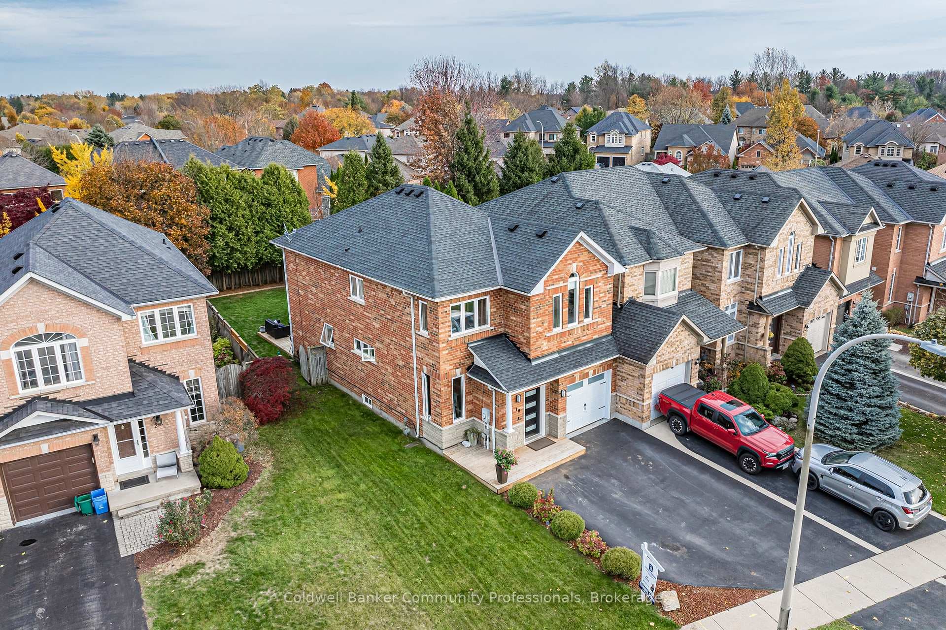 18 Moore Crescent photo 11