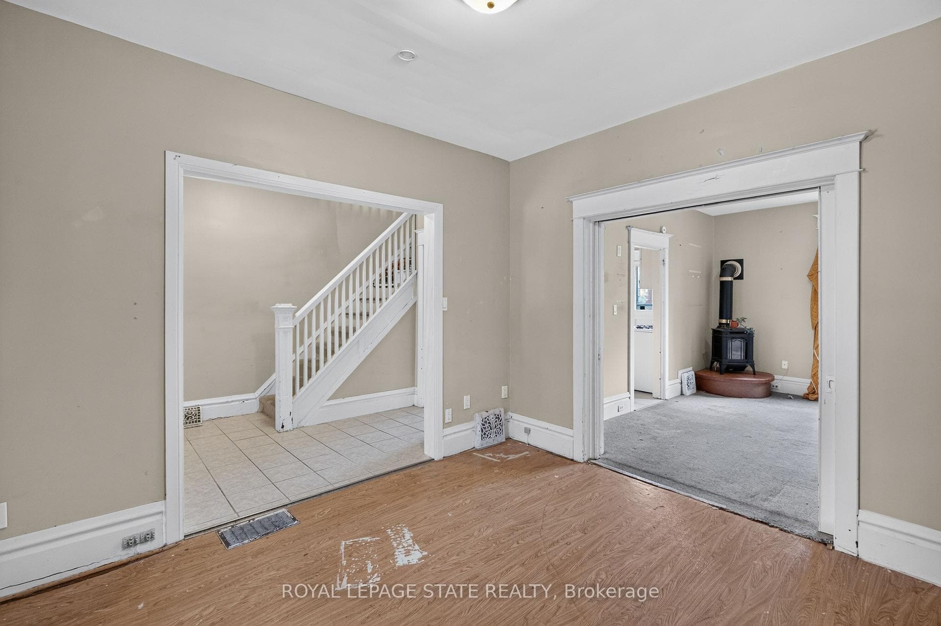 103 Rosemont Avenue photo 10