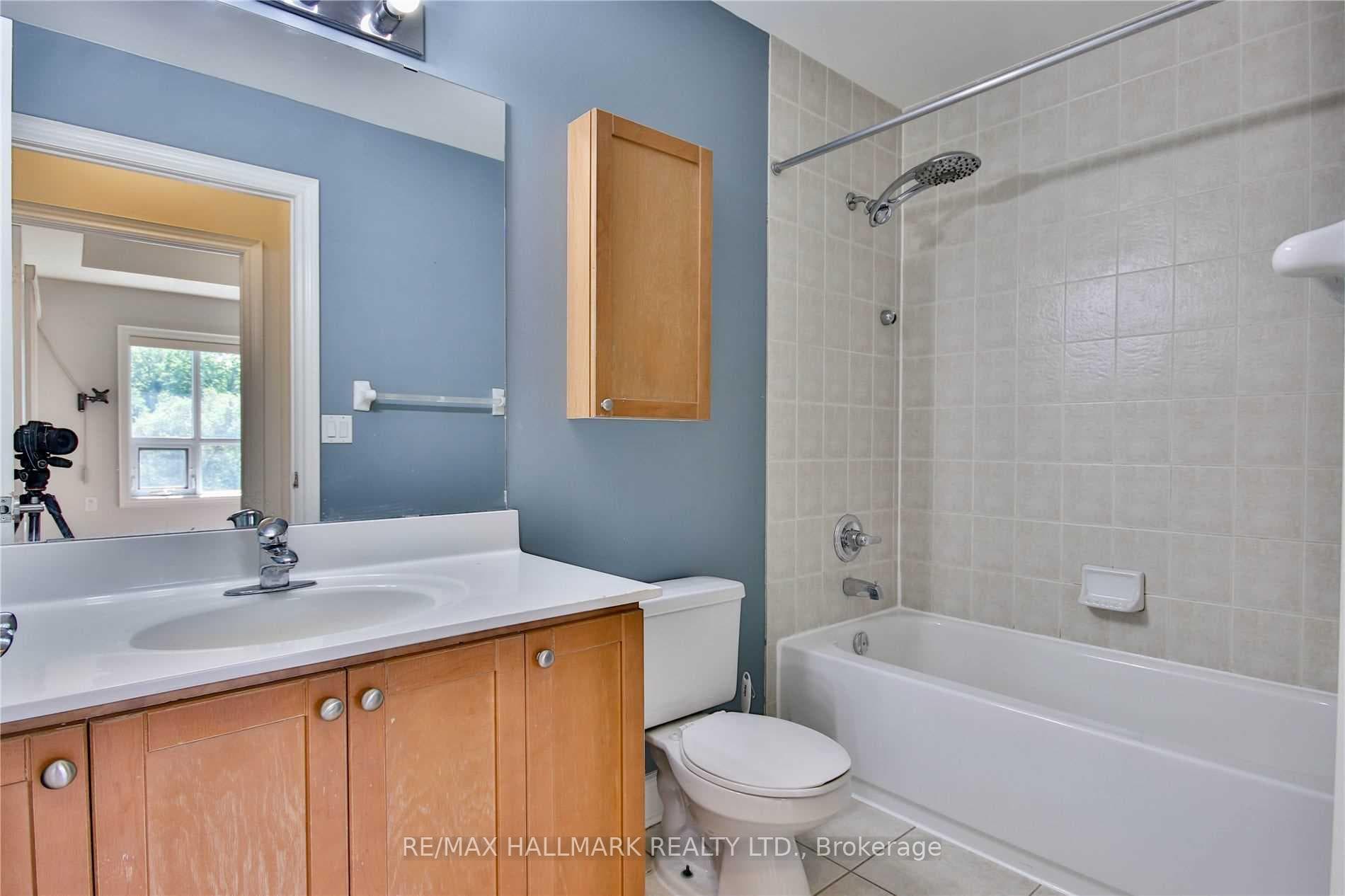 8201 Islington Avenue Unit 411 photo 19