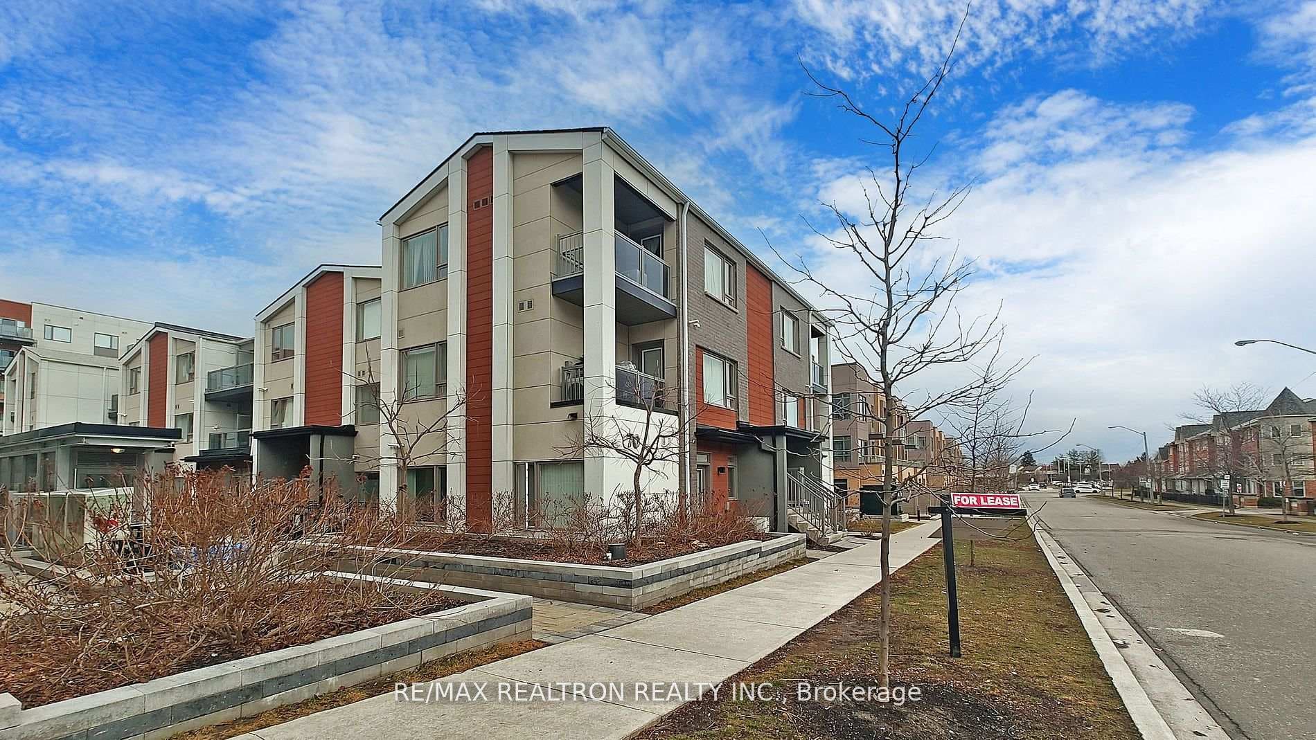 70 Orchid Place Drive Unit 1 photo 26