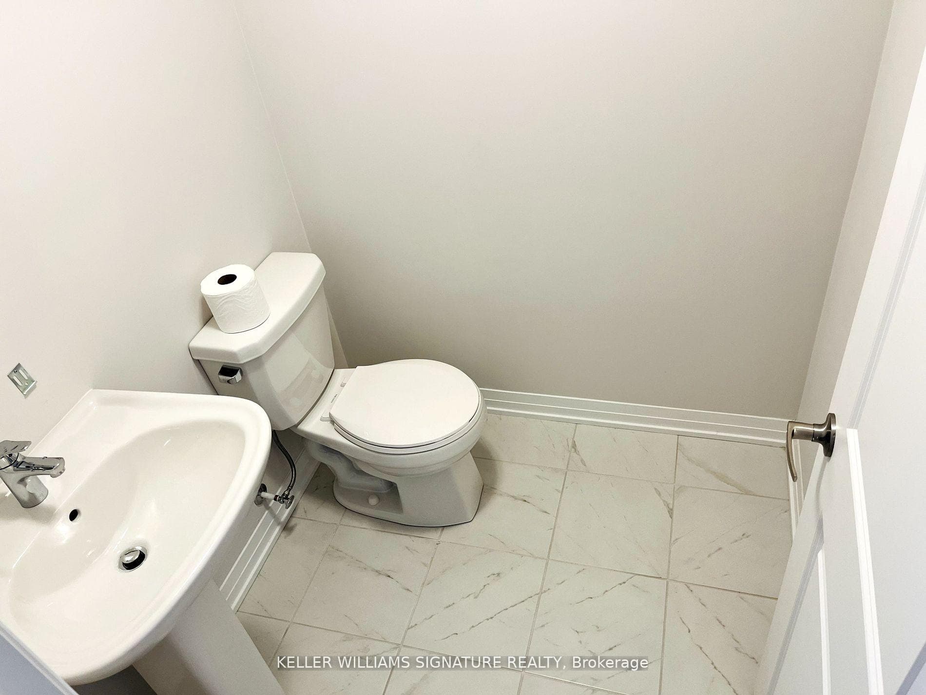 585 Colborne Street Unit 609 photo 13
