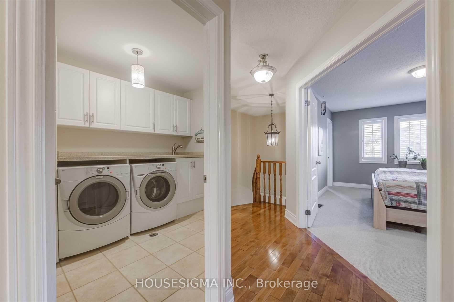 244 Tawny Crescent photo 15