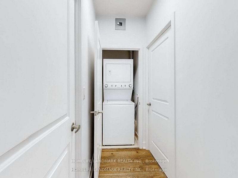 26 Norton Avenue Unit 1711 photo 22