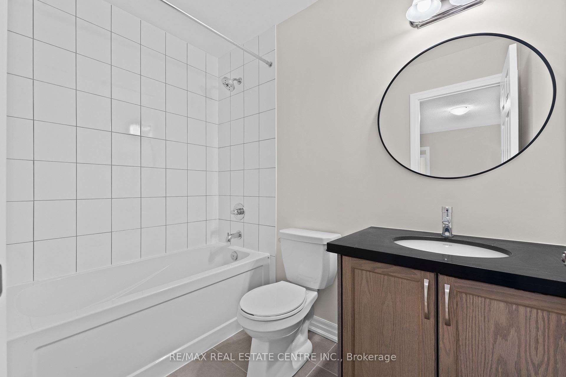 95 Ed Ewert Avenue photo 17