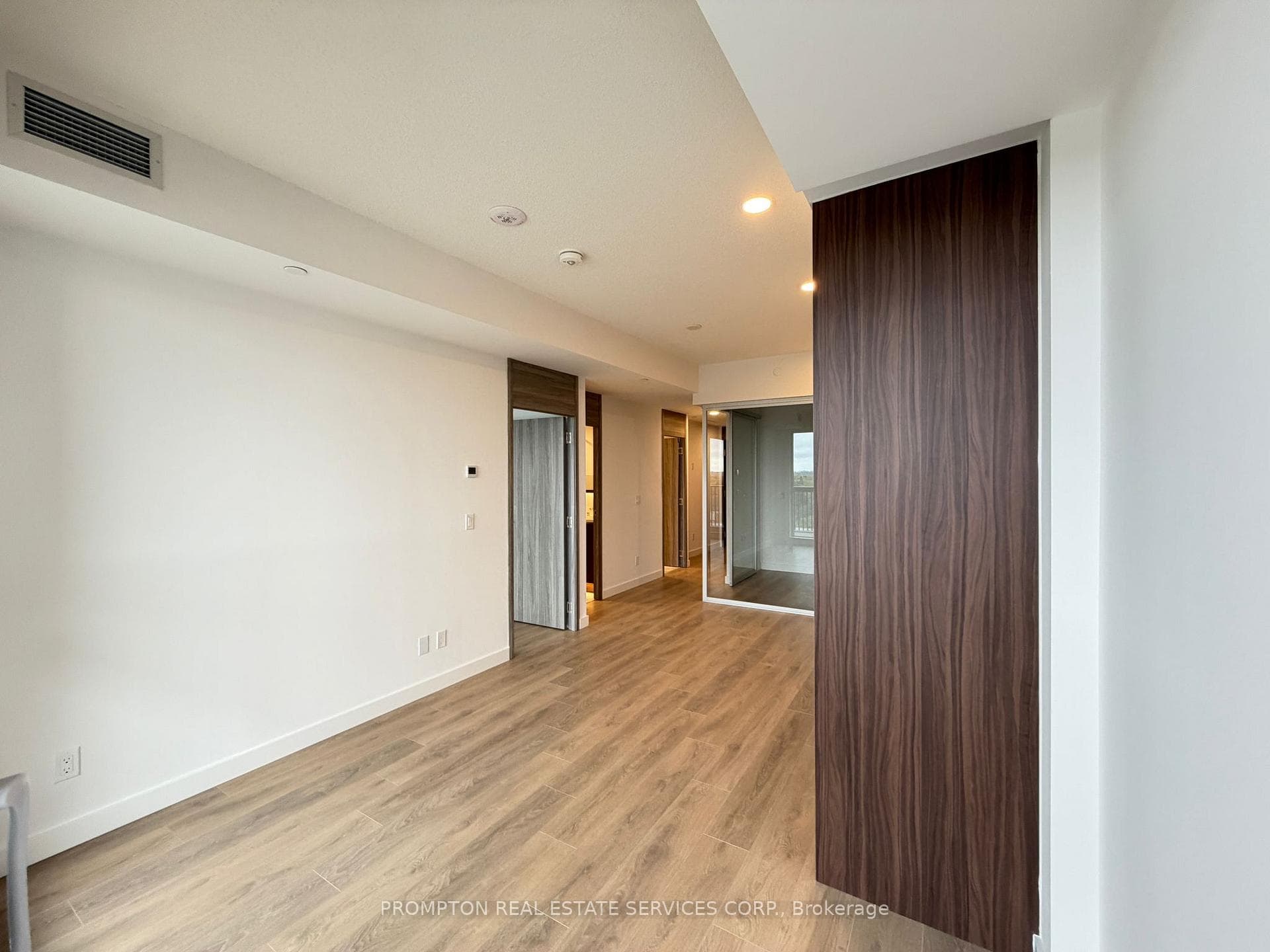 68 Esther Shiner Boulevard Unit 809 photo 8