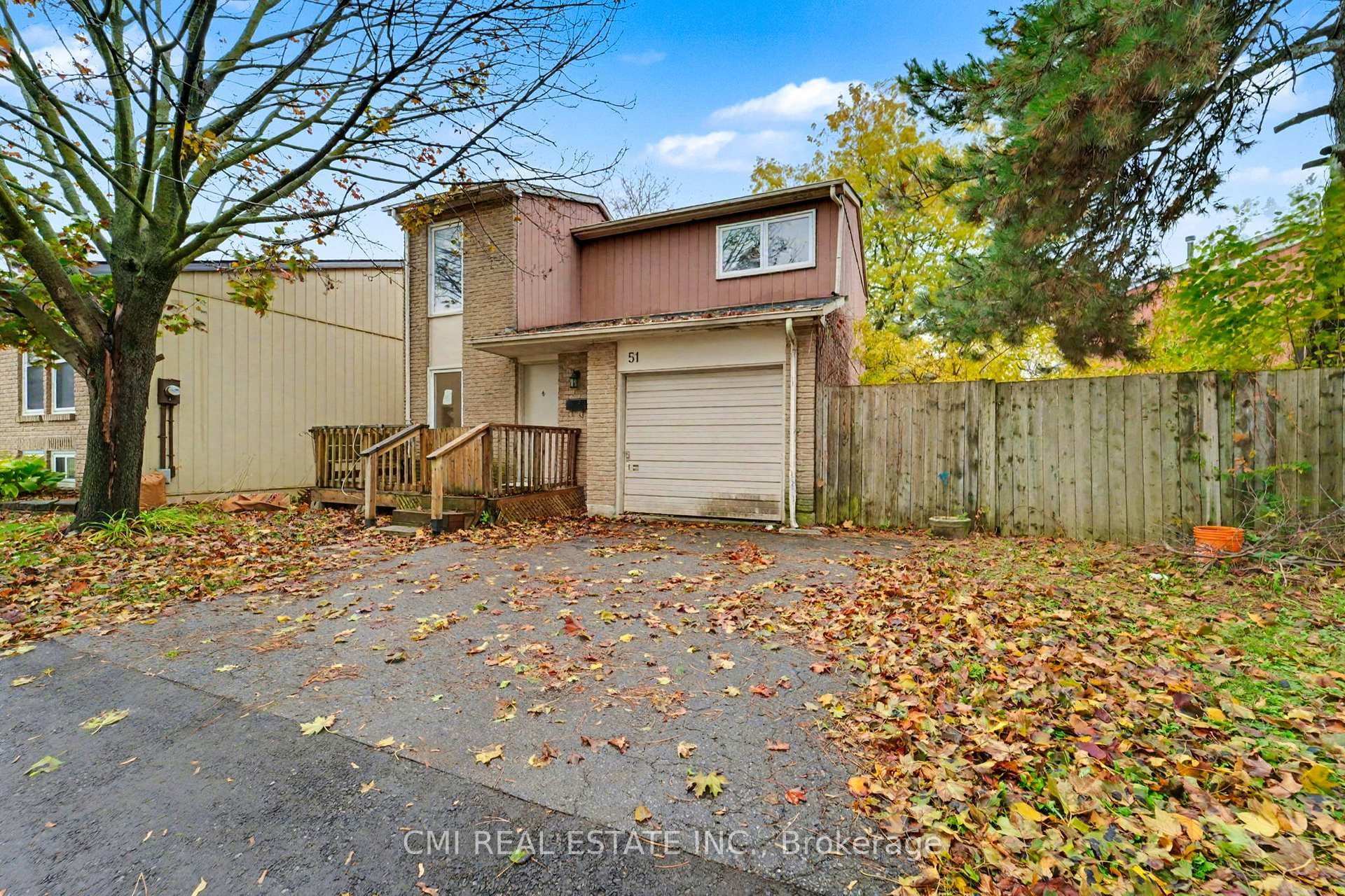 51 Lucas Lane photo 2