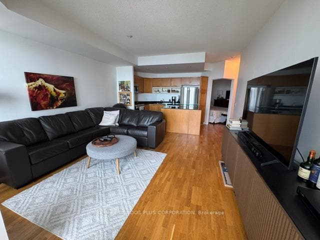 218 Queens Quay Unit 1211 photo 7