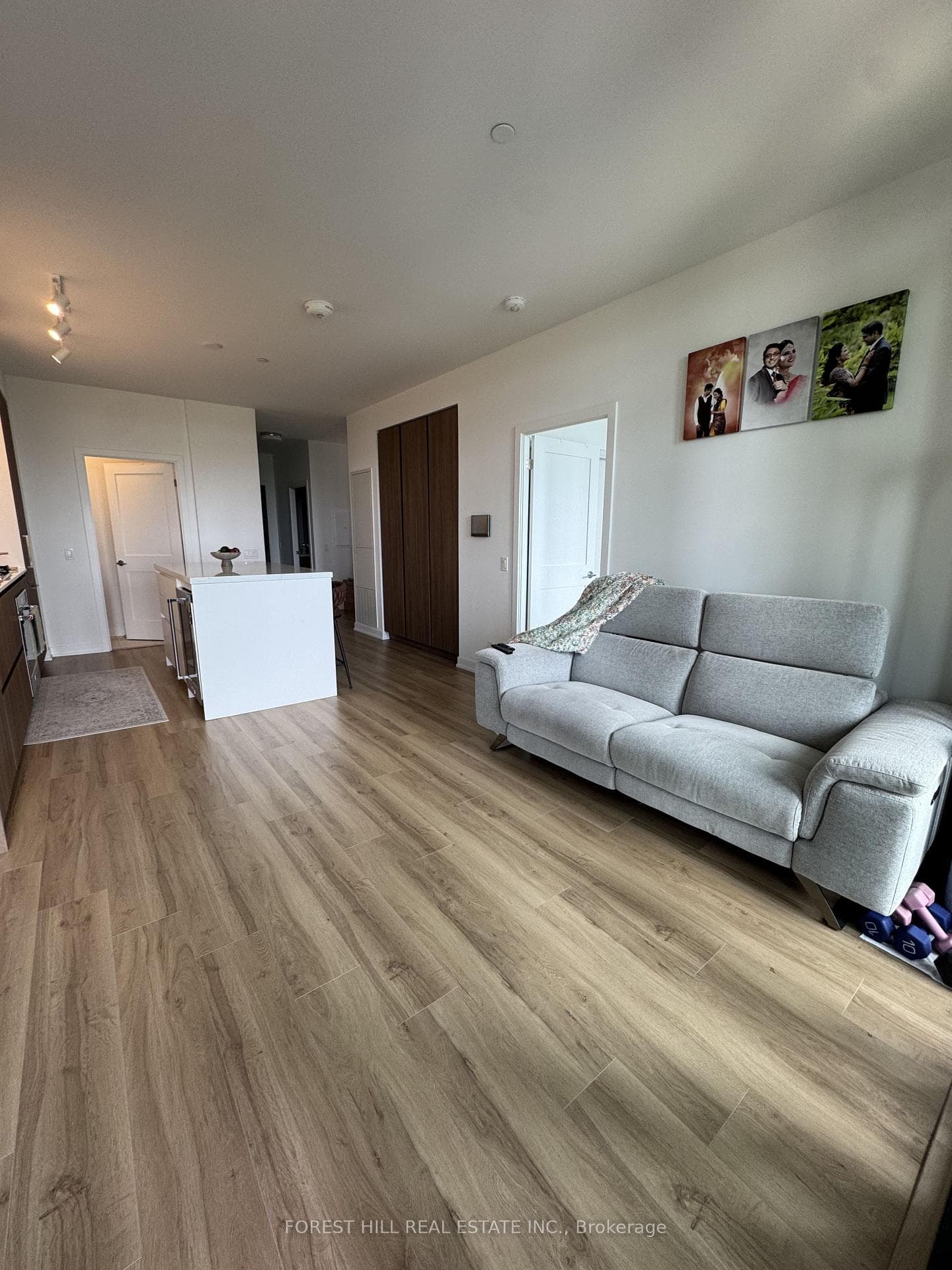 1 Hillsdale Avenue Unit 609 photo 5