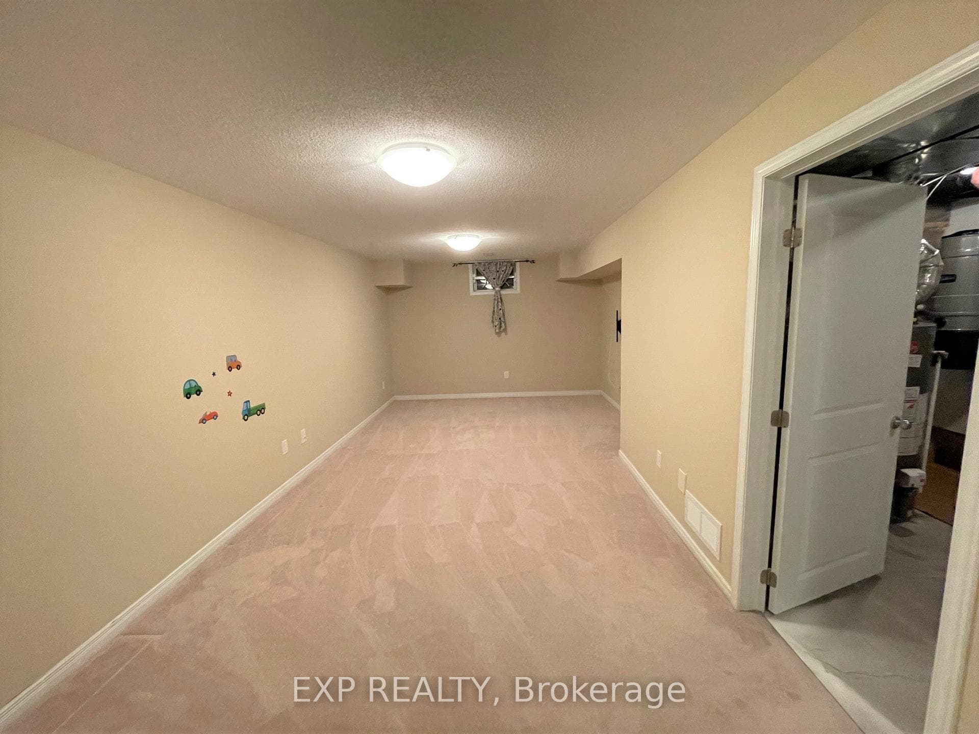 752 Oakglade Avenue photo 34