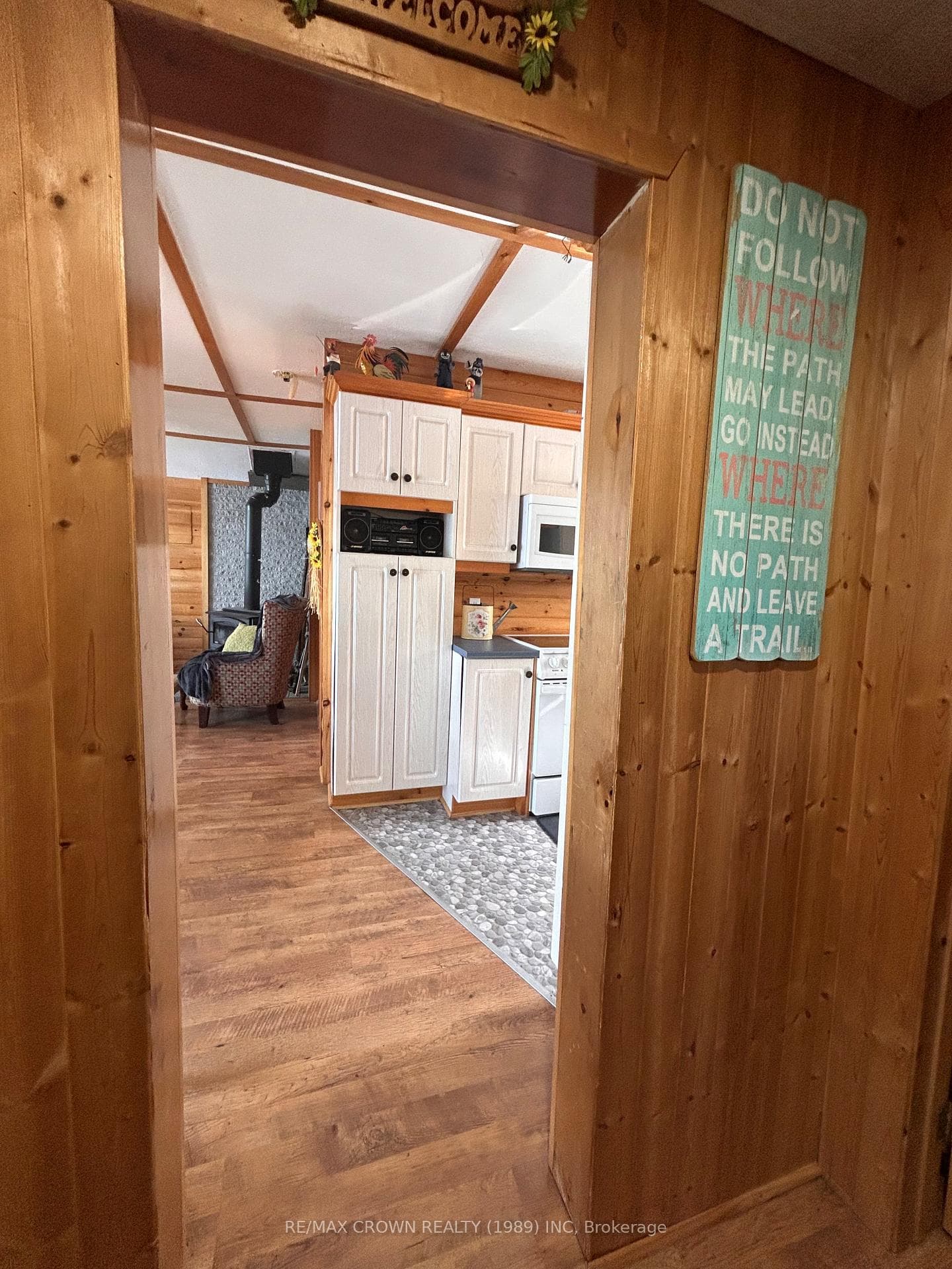 to kitchen area