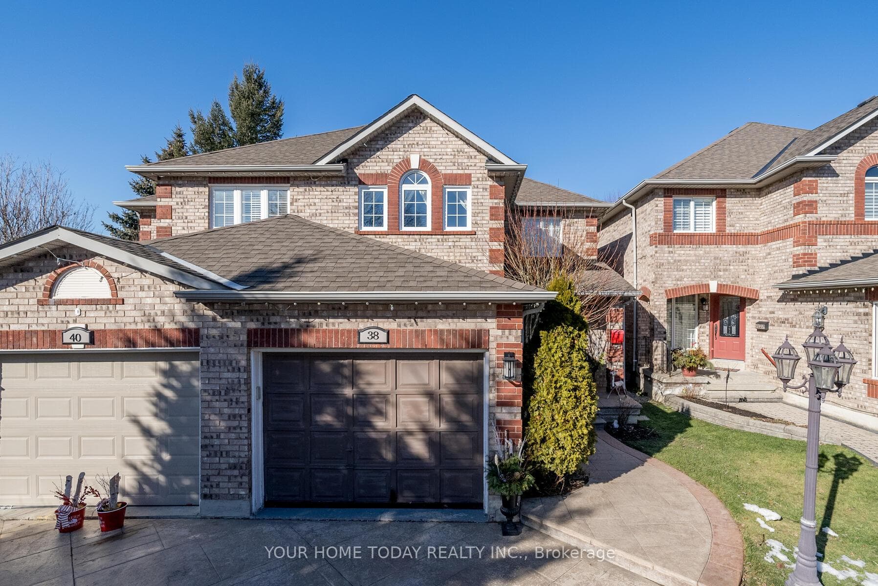 38 McClure Court photo 1