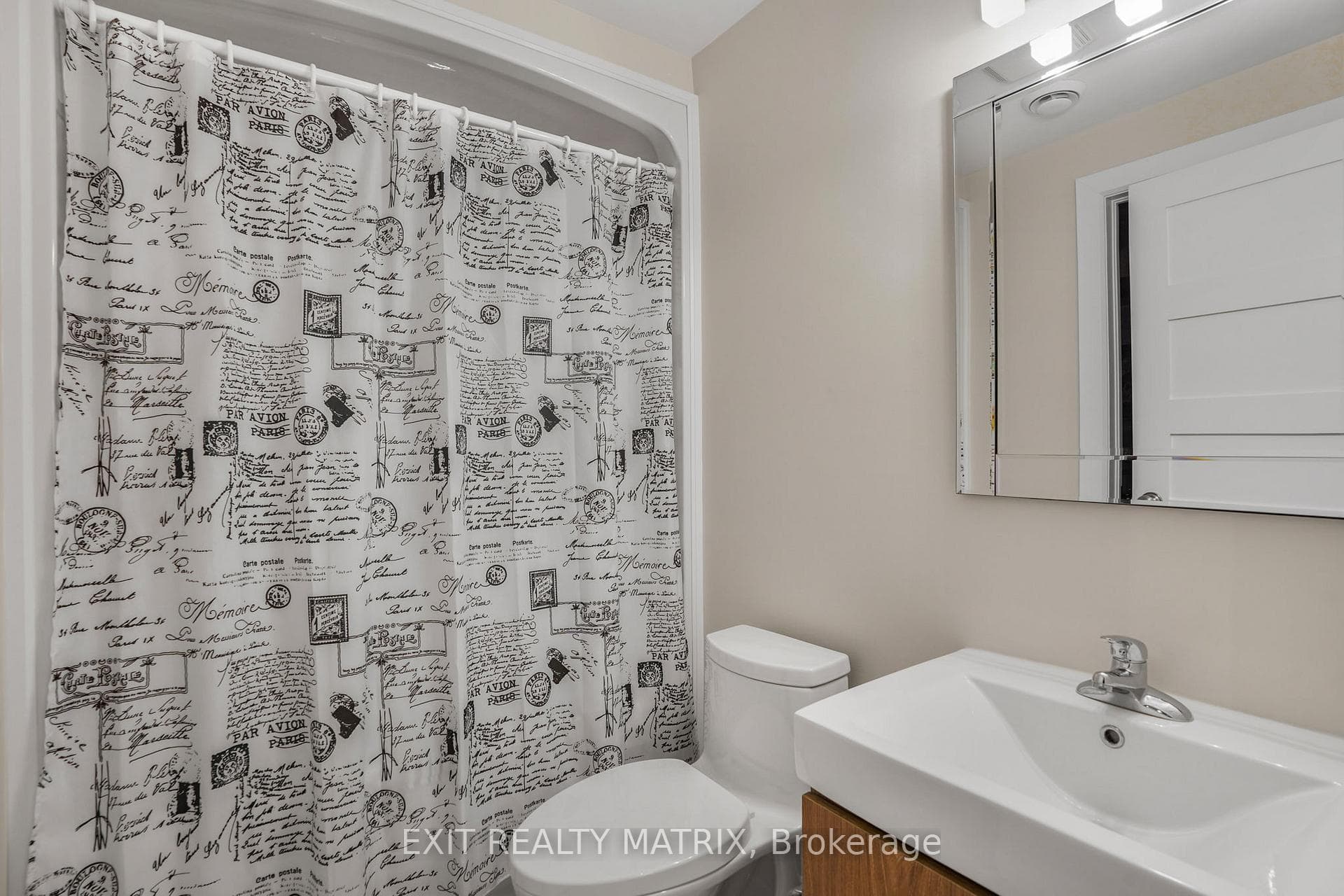 59 Pilon Street photo 25
