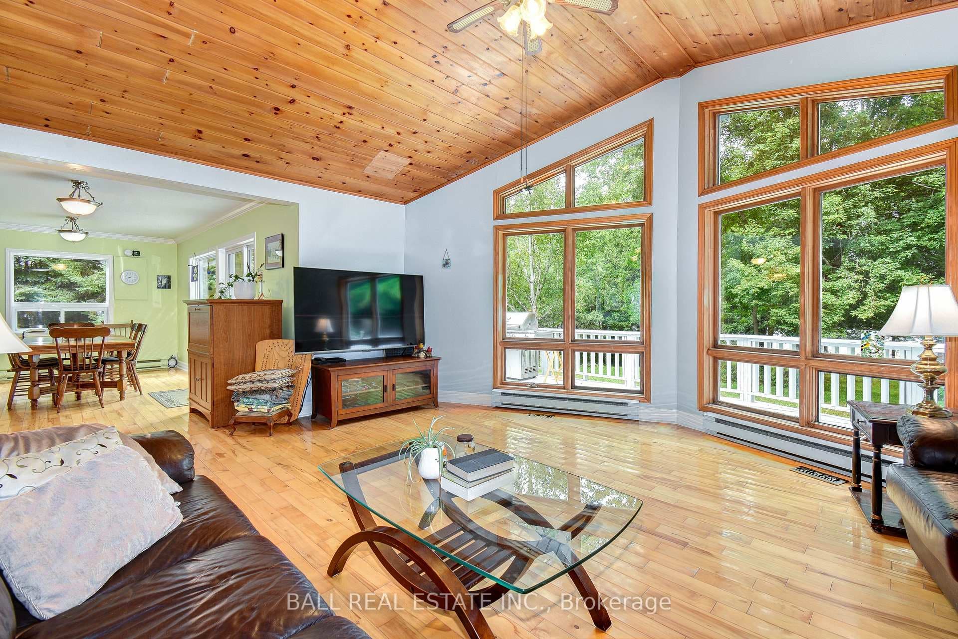75 Maple Ridge Lane photo 10