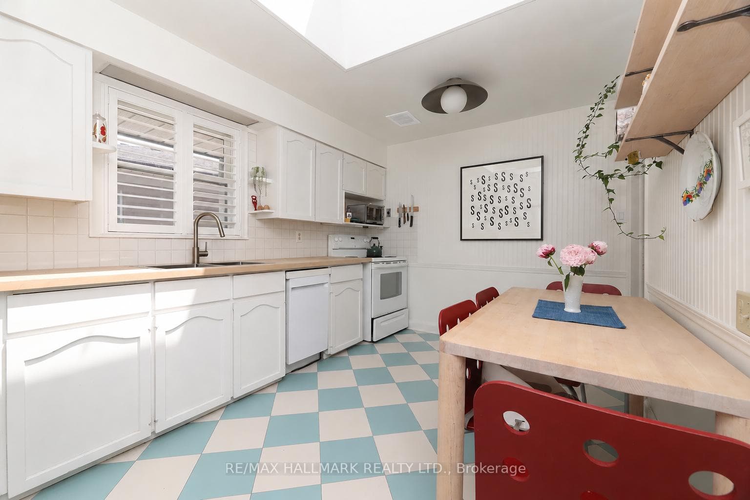 33 Stag Hill Drive photo 6