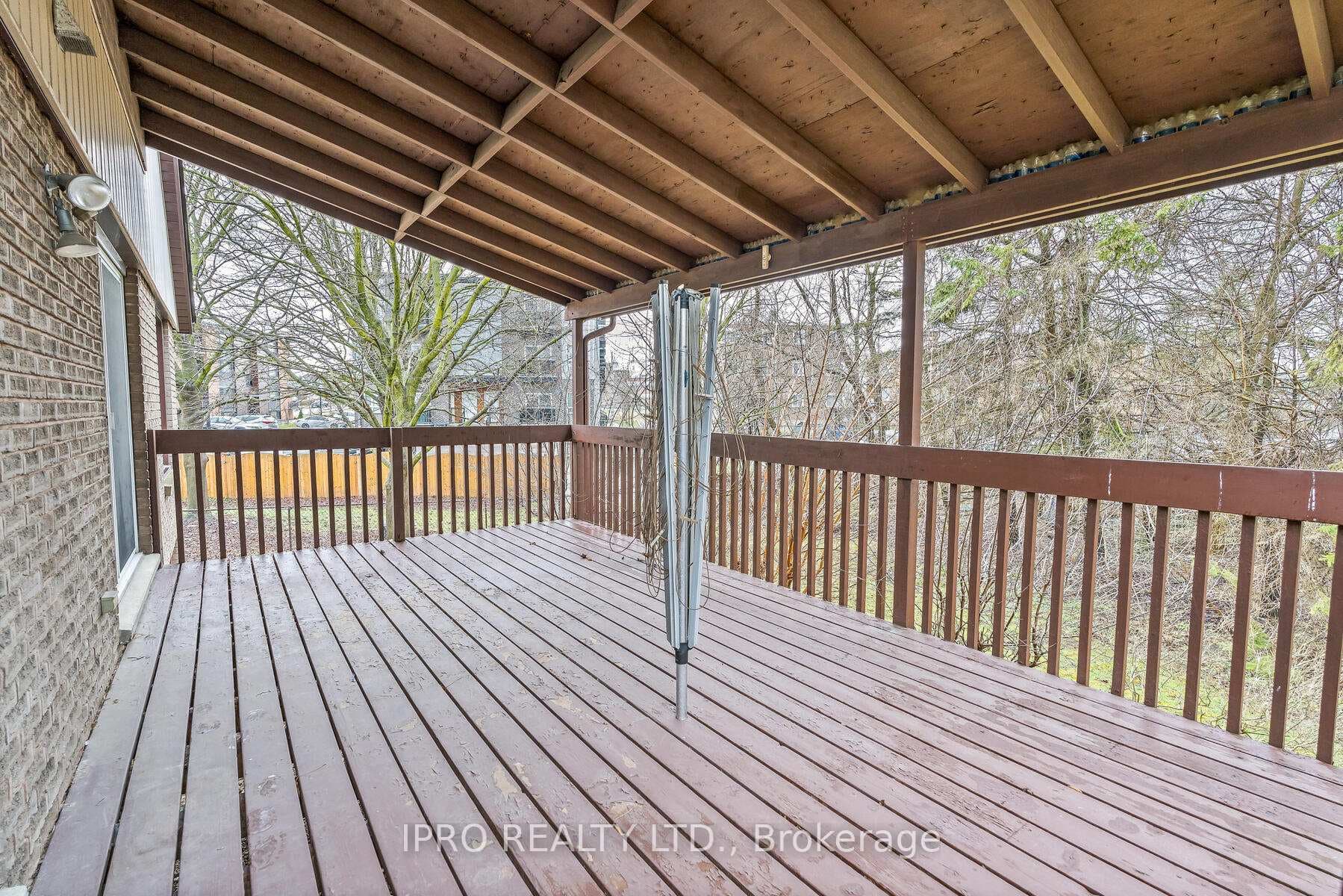 30 Broadview Court photo 35