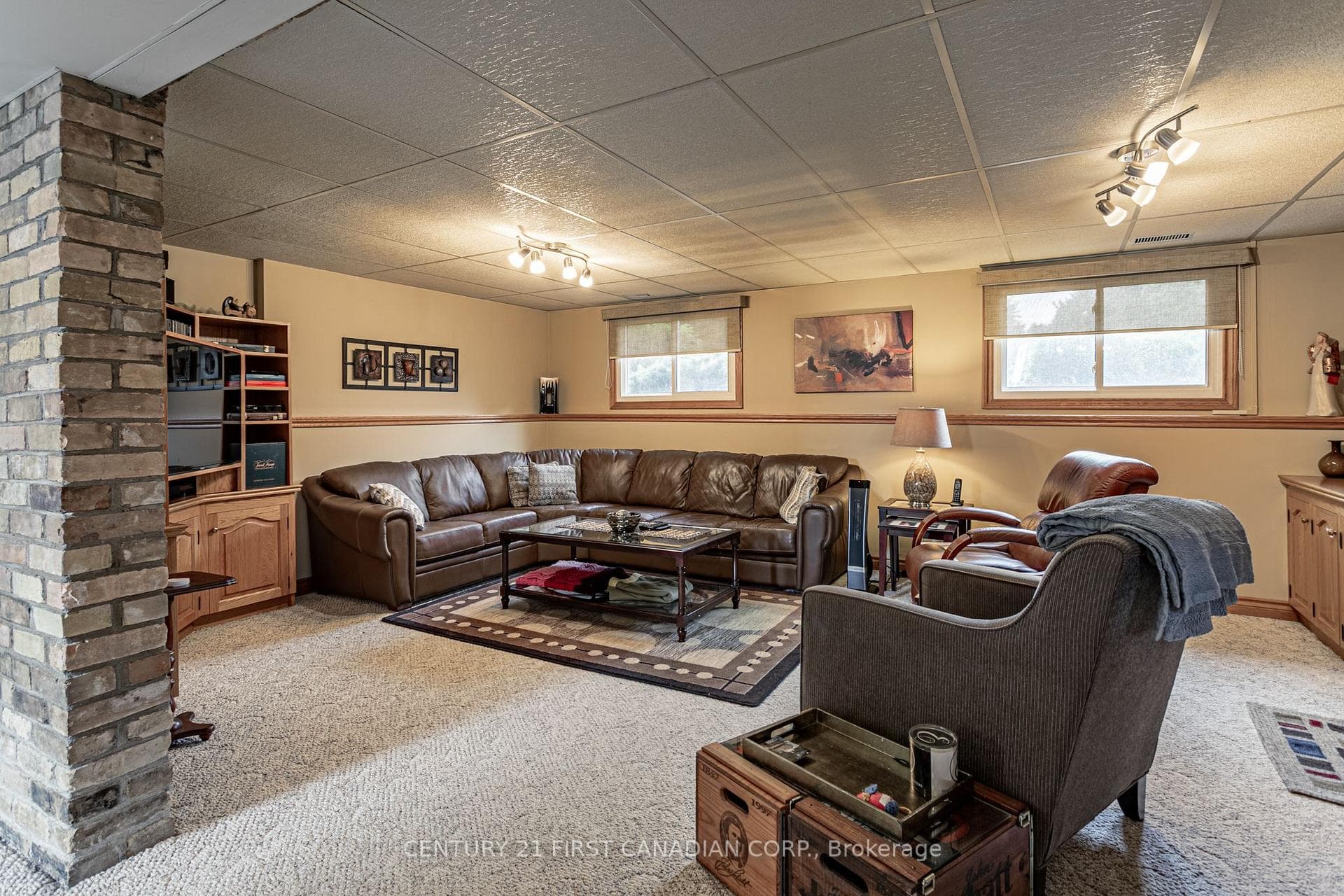 219 Stanley Street photo 29