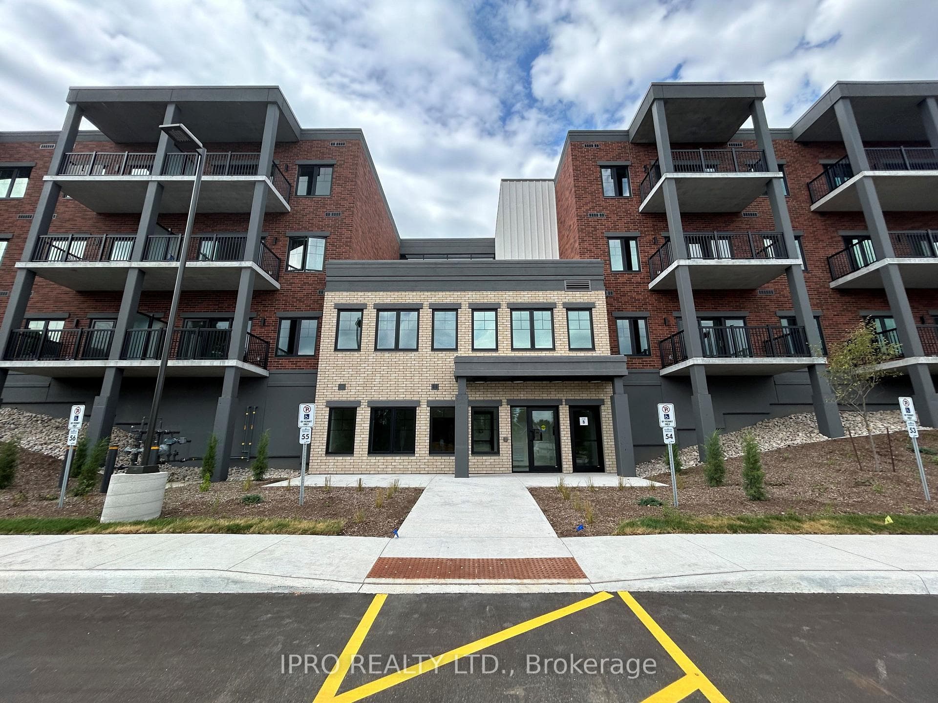 121 mary Street Unit 205 photo 1