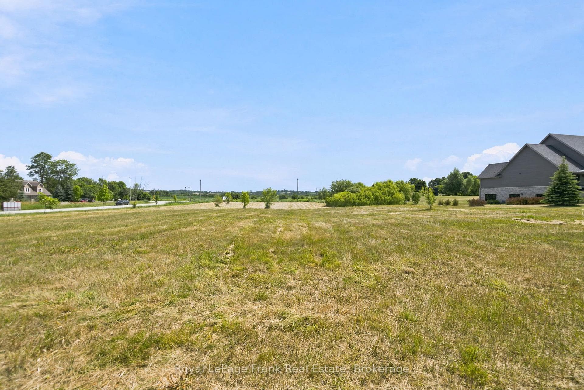 1 Bagshaw Crescent photo 15