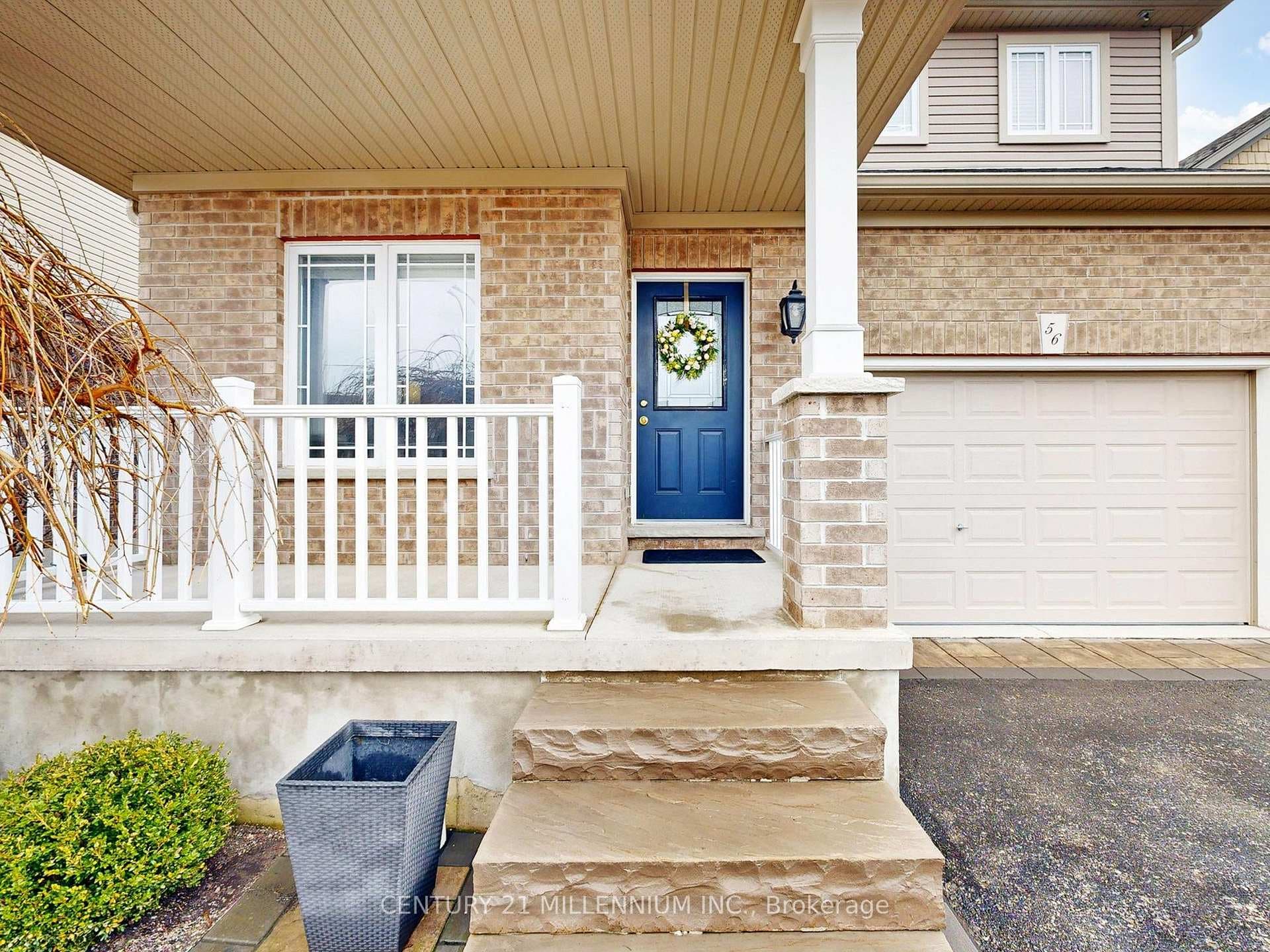 56 Irwin Crescent photo 4