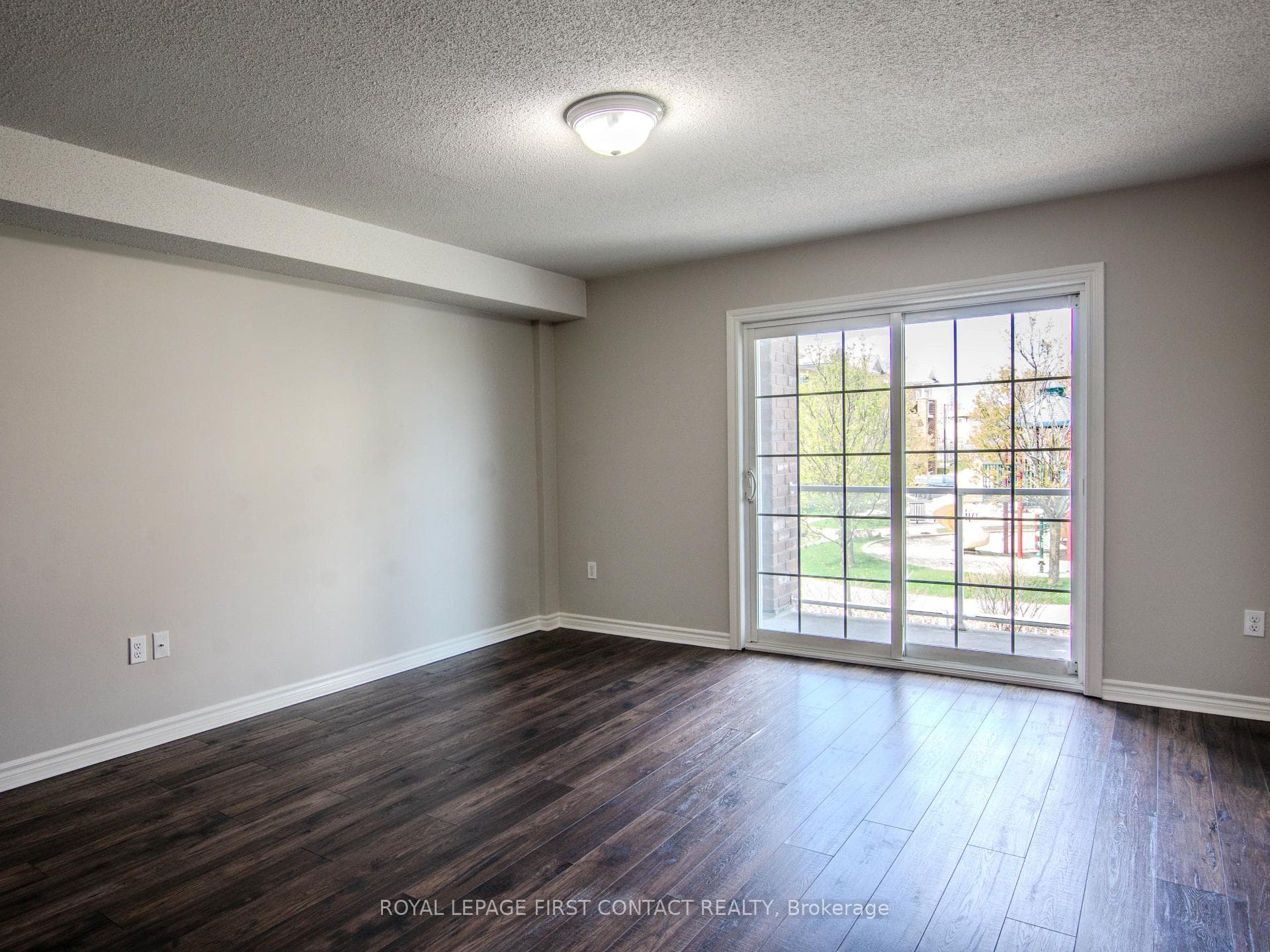 43 Coulter Street Unit 18 photo 6