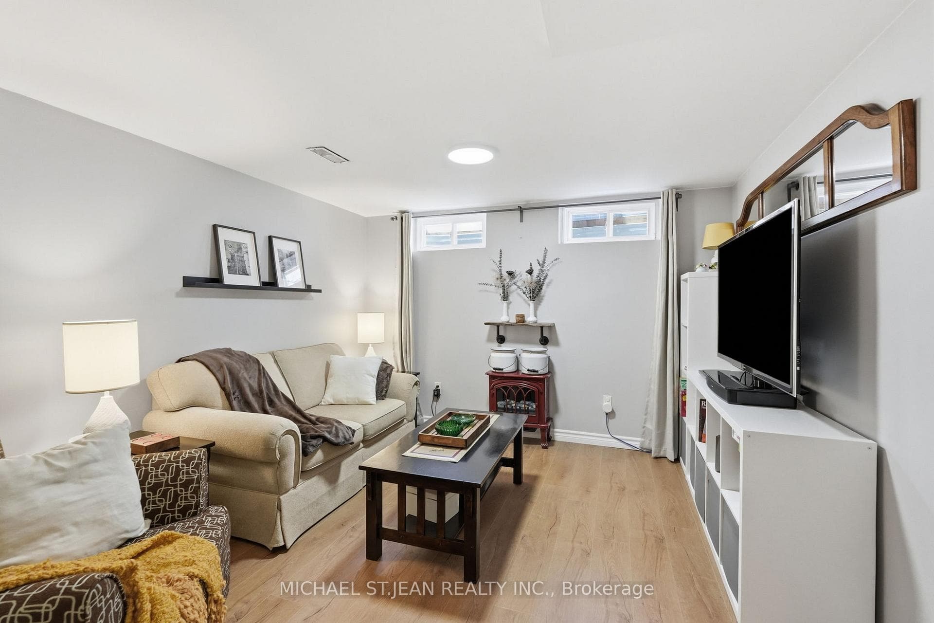 6 Darlington Drive photo 35