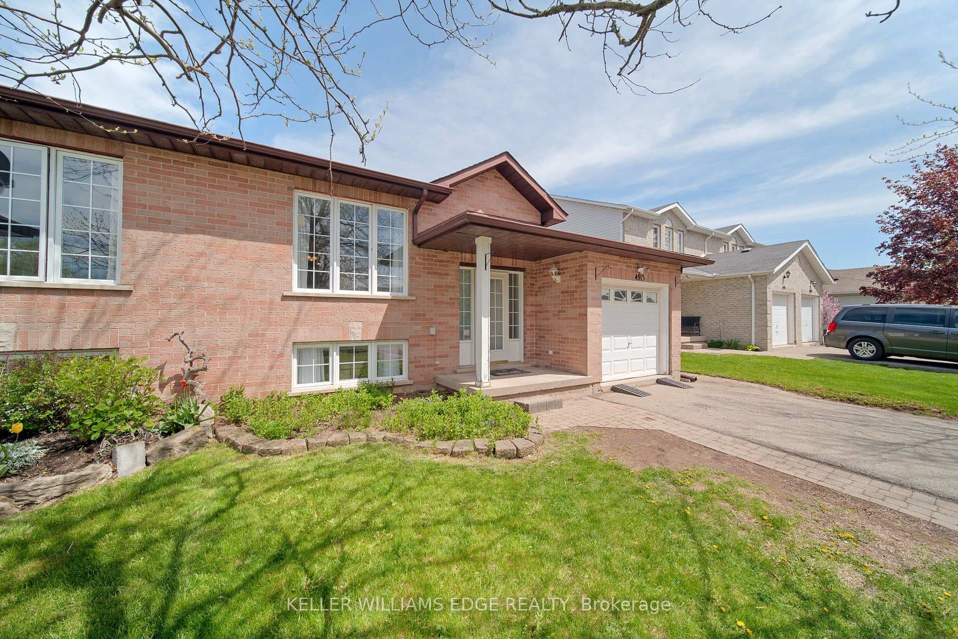 4913 Adam Court photo 2
