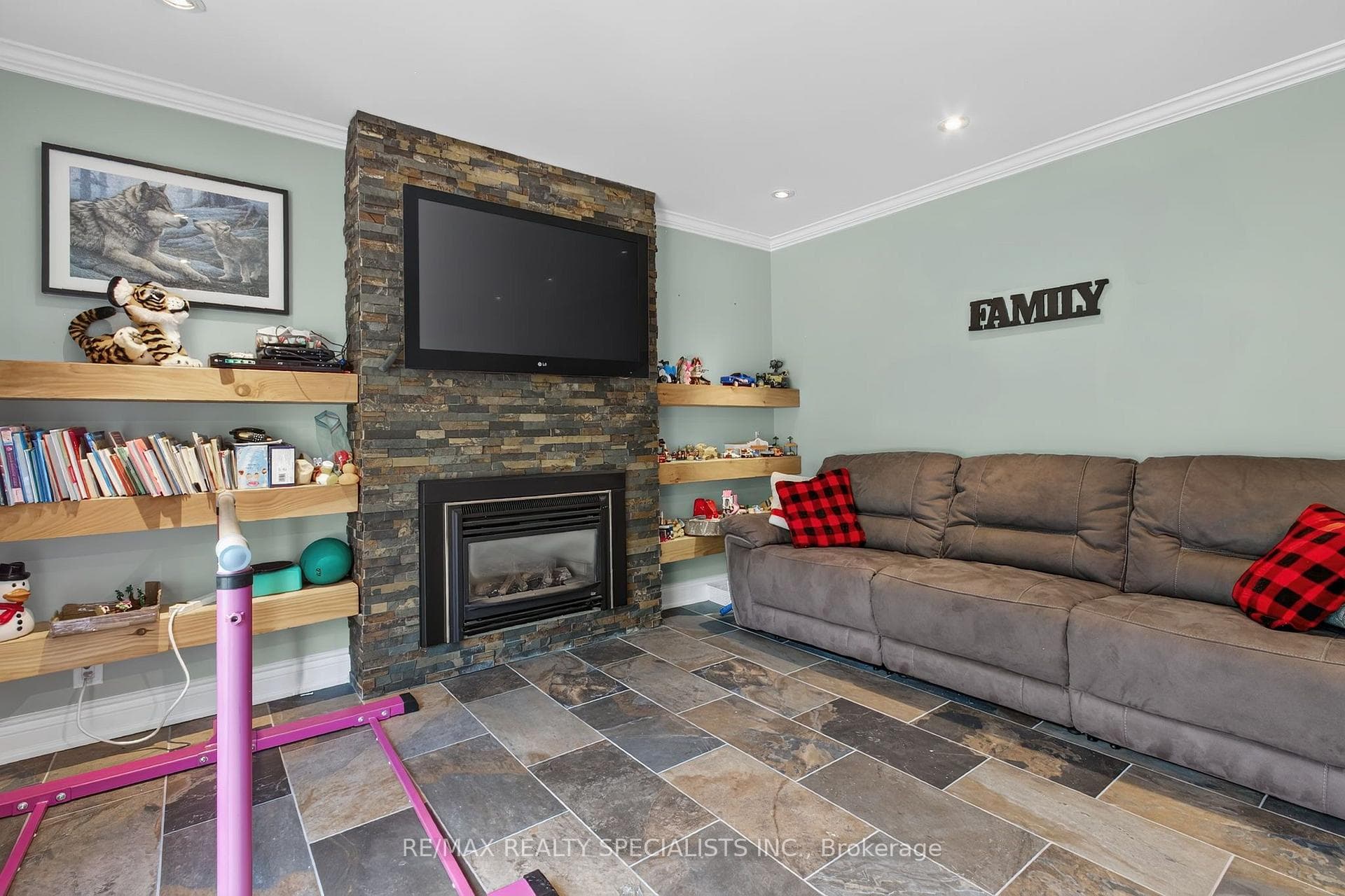 24 Regan Crescent photo 26