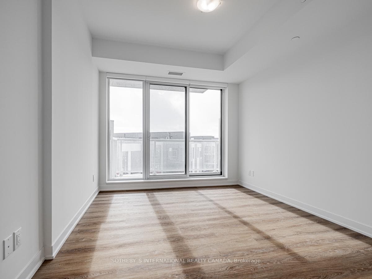 6 David Eyer Road Unit 412 photo 4