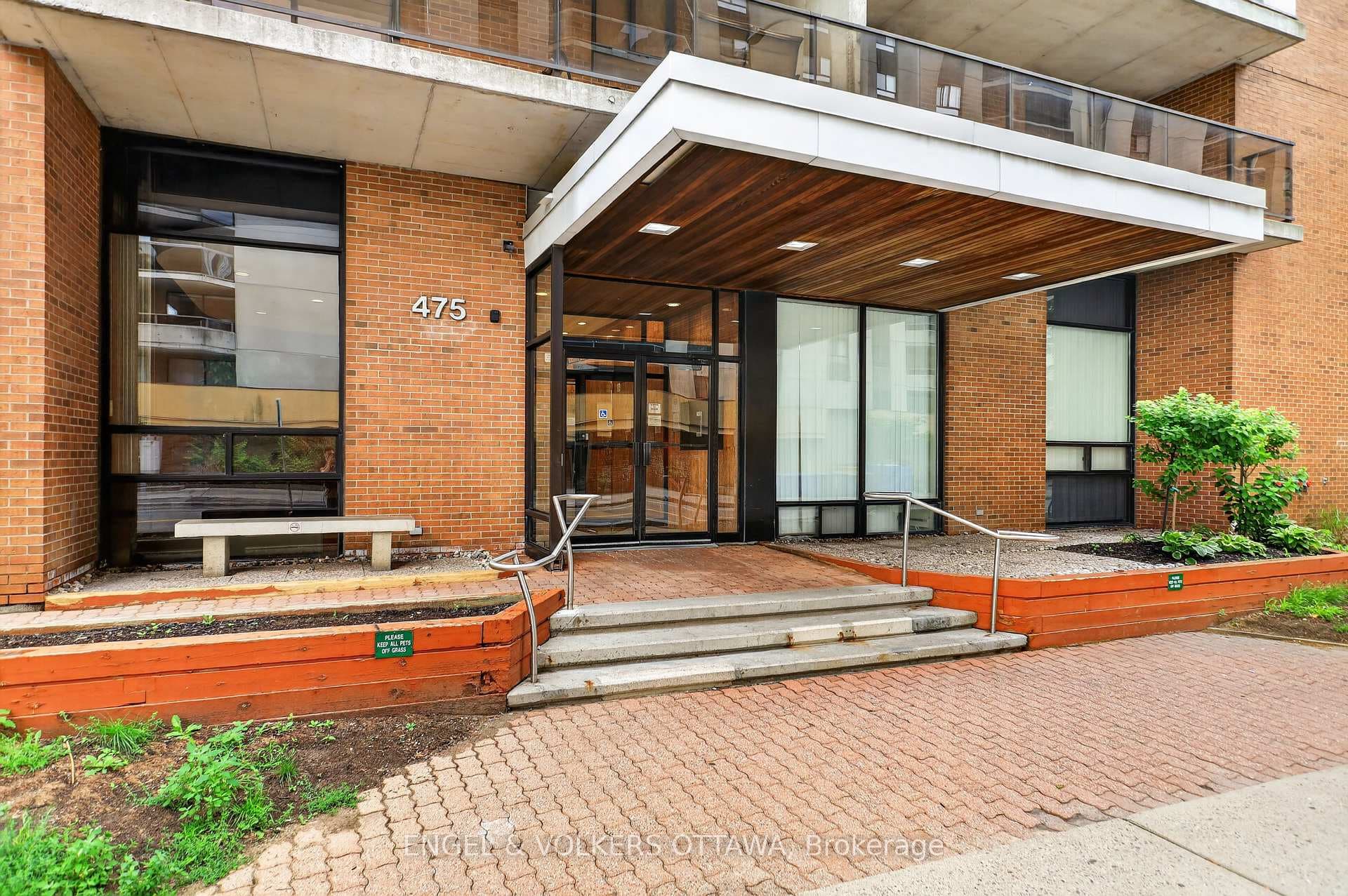 475 Laurier Avenue Unit 1007 photo 2