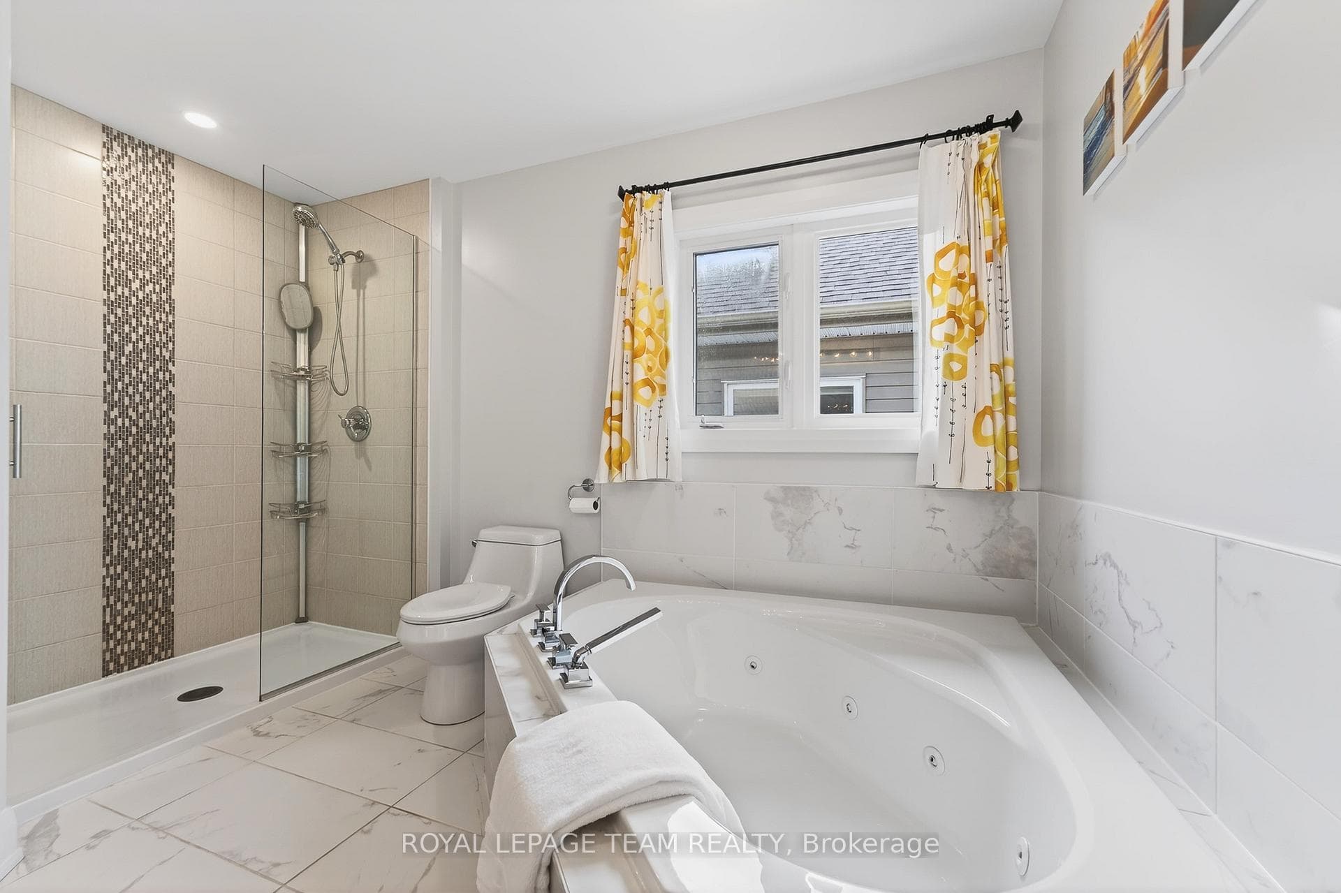 138 Stonemeadow Drive photo 35