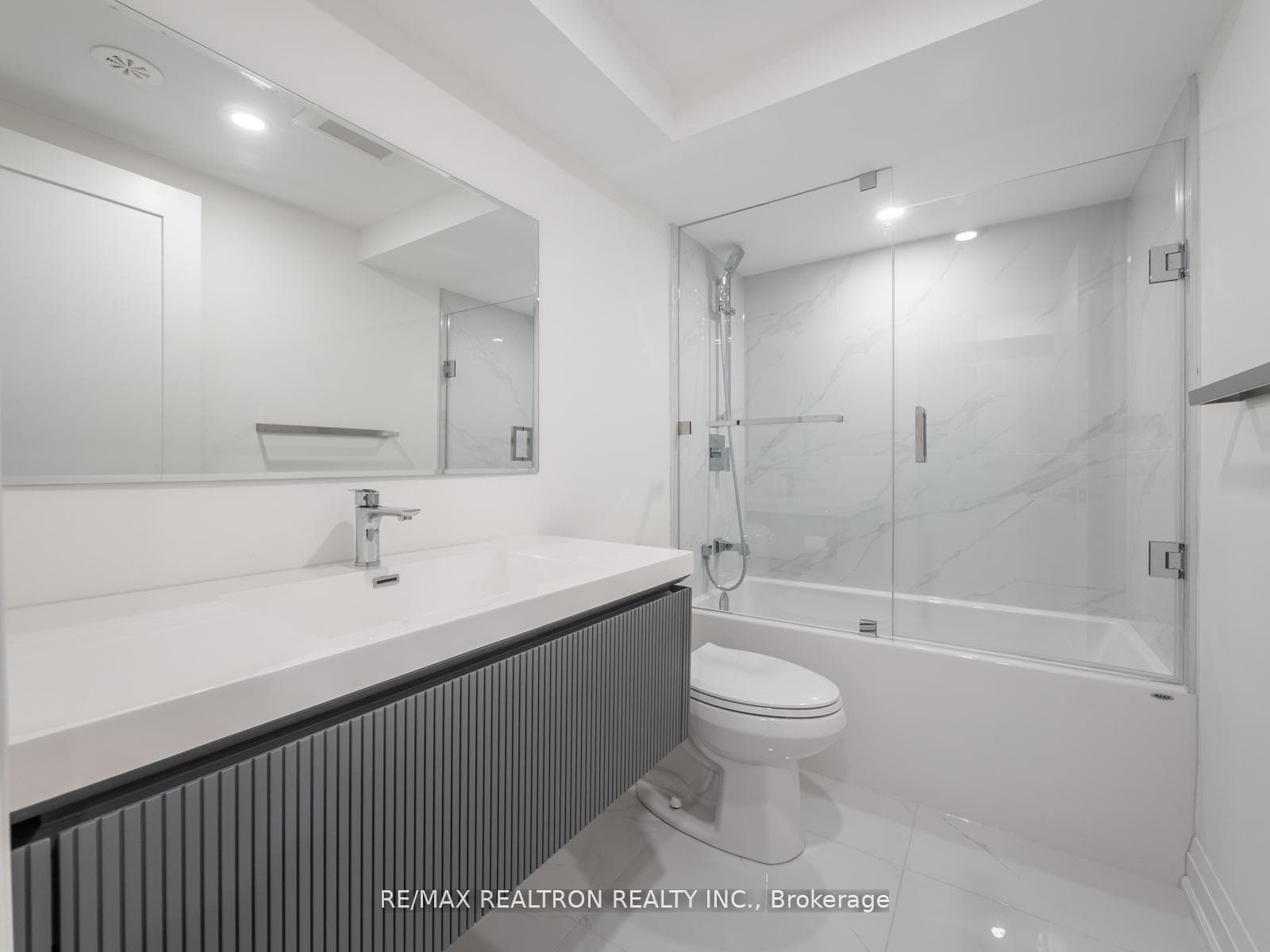 283 Euclid Avenue photo 42