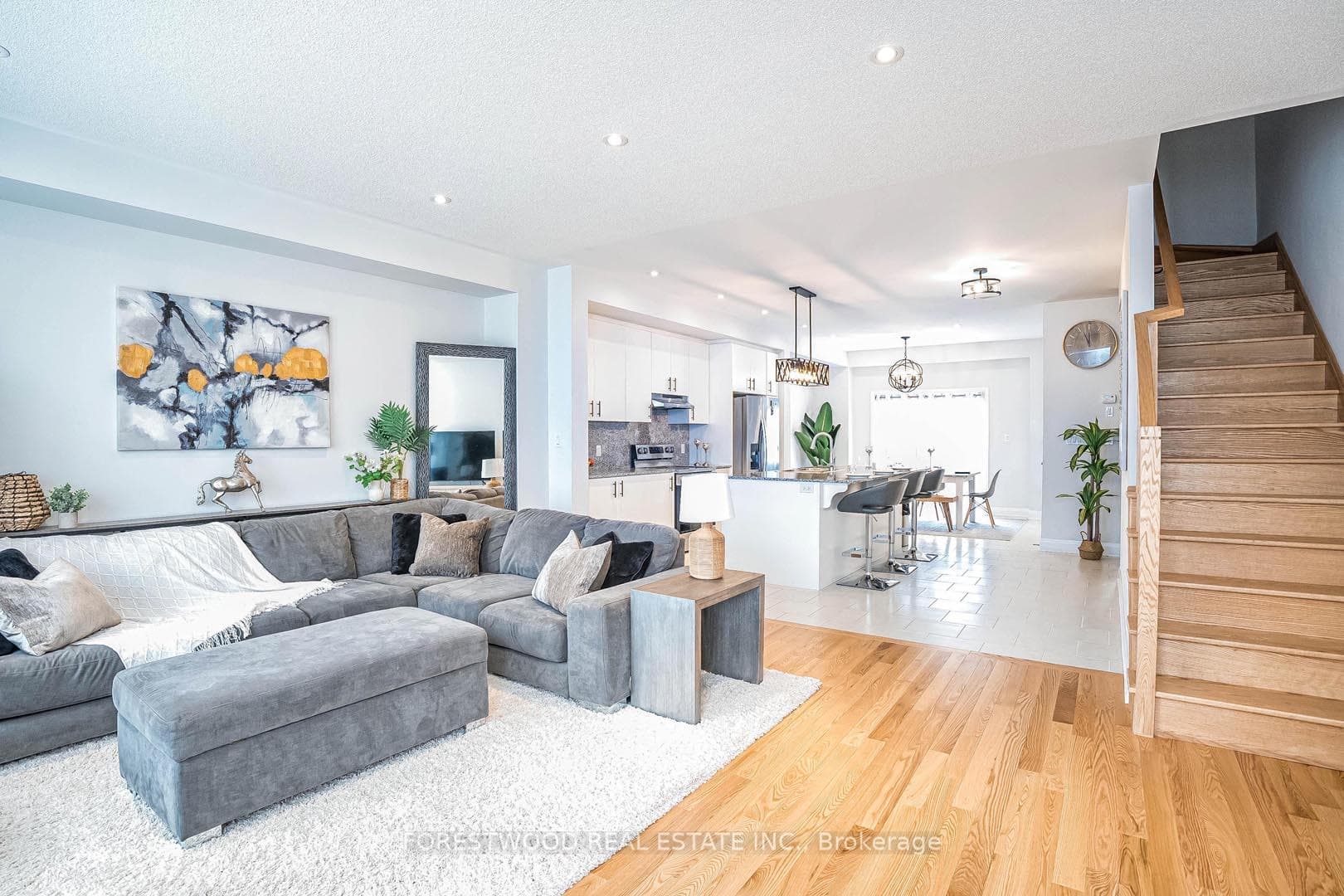 53 Humberstone Drive photo 13