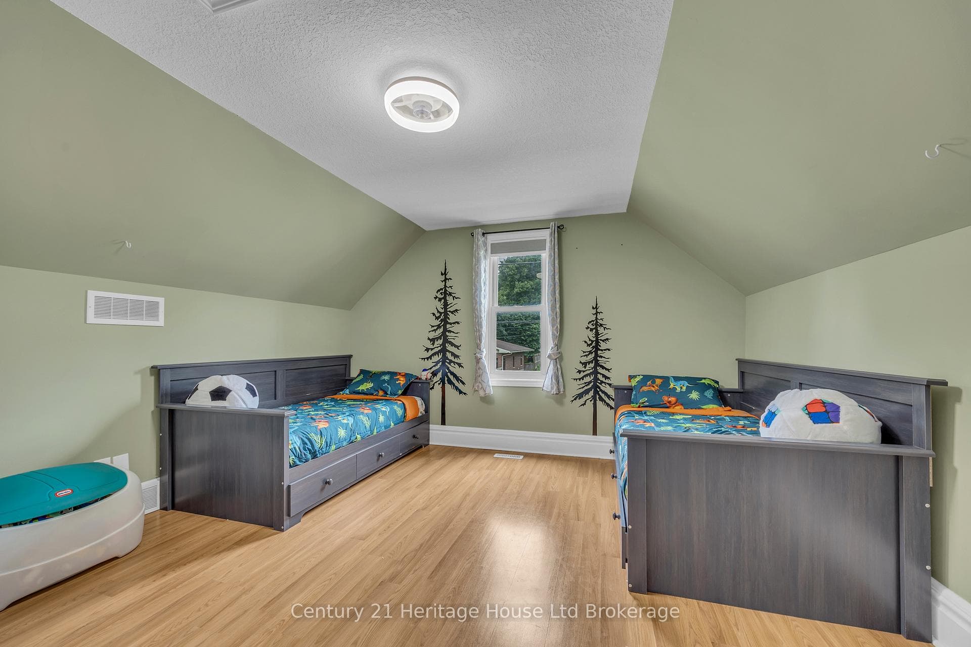 164 George Street photo 23