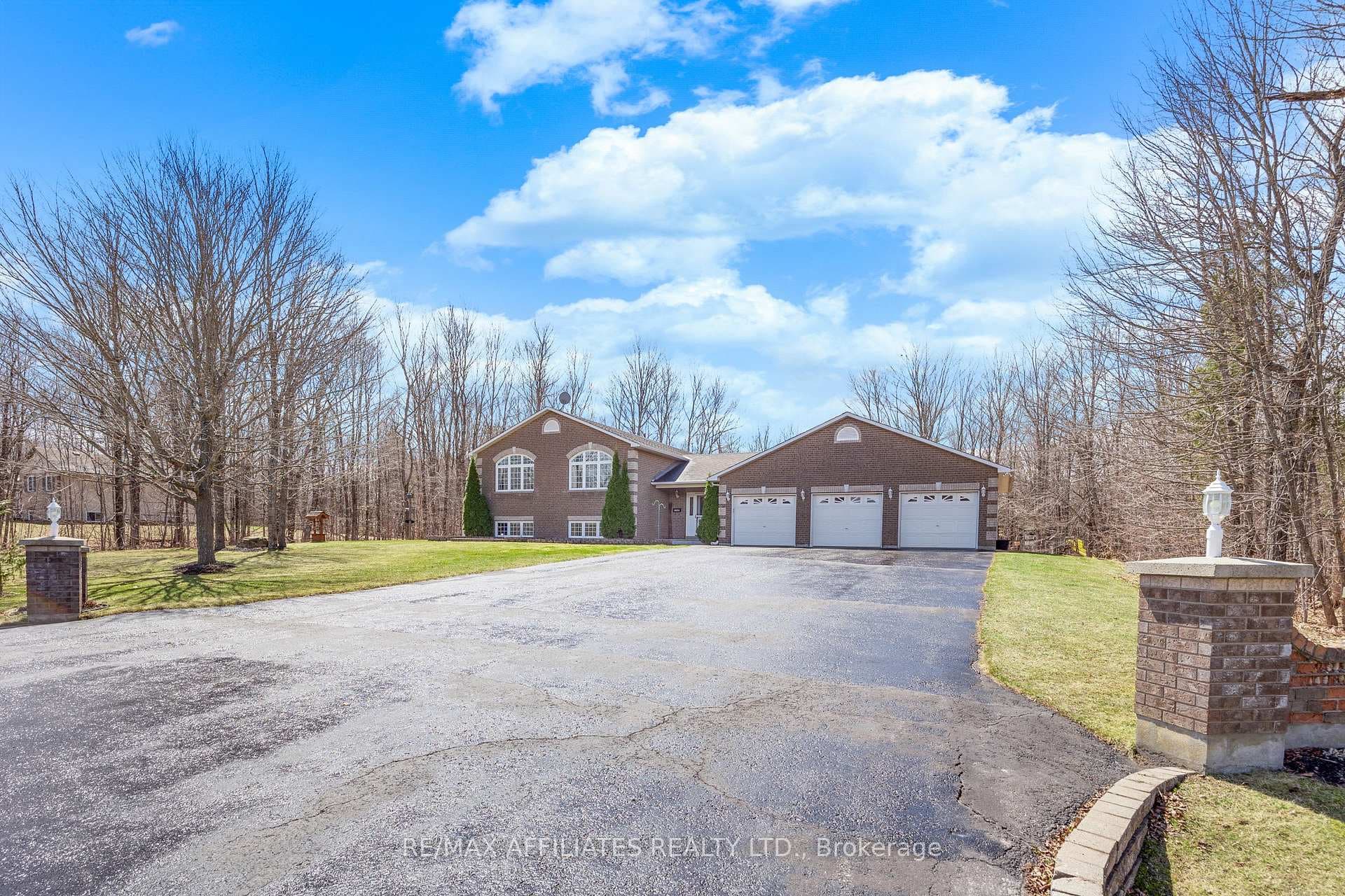 338 Megan Drive photo 1