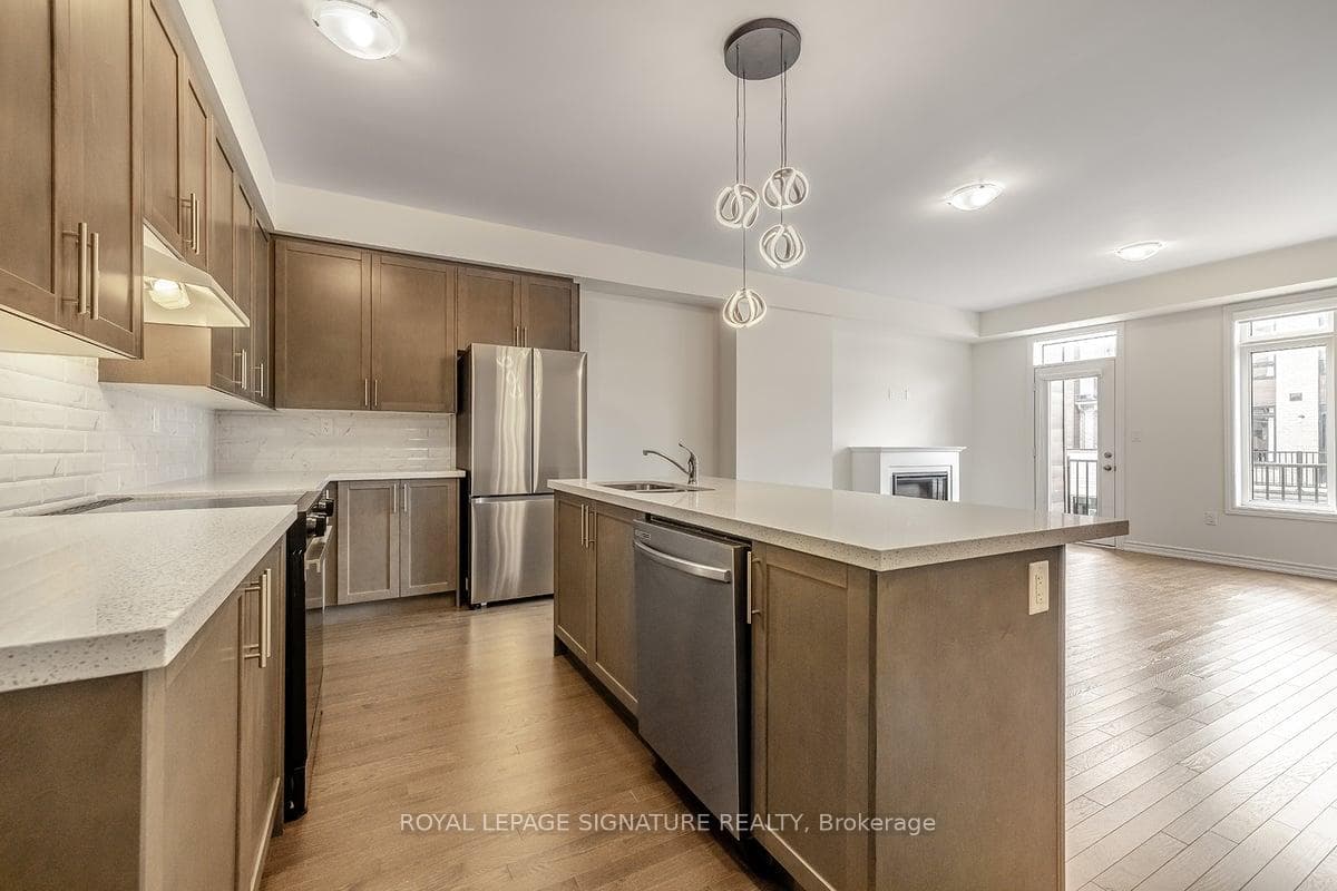 19 Gunton Street photo 10