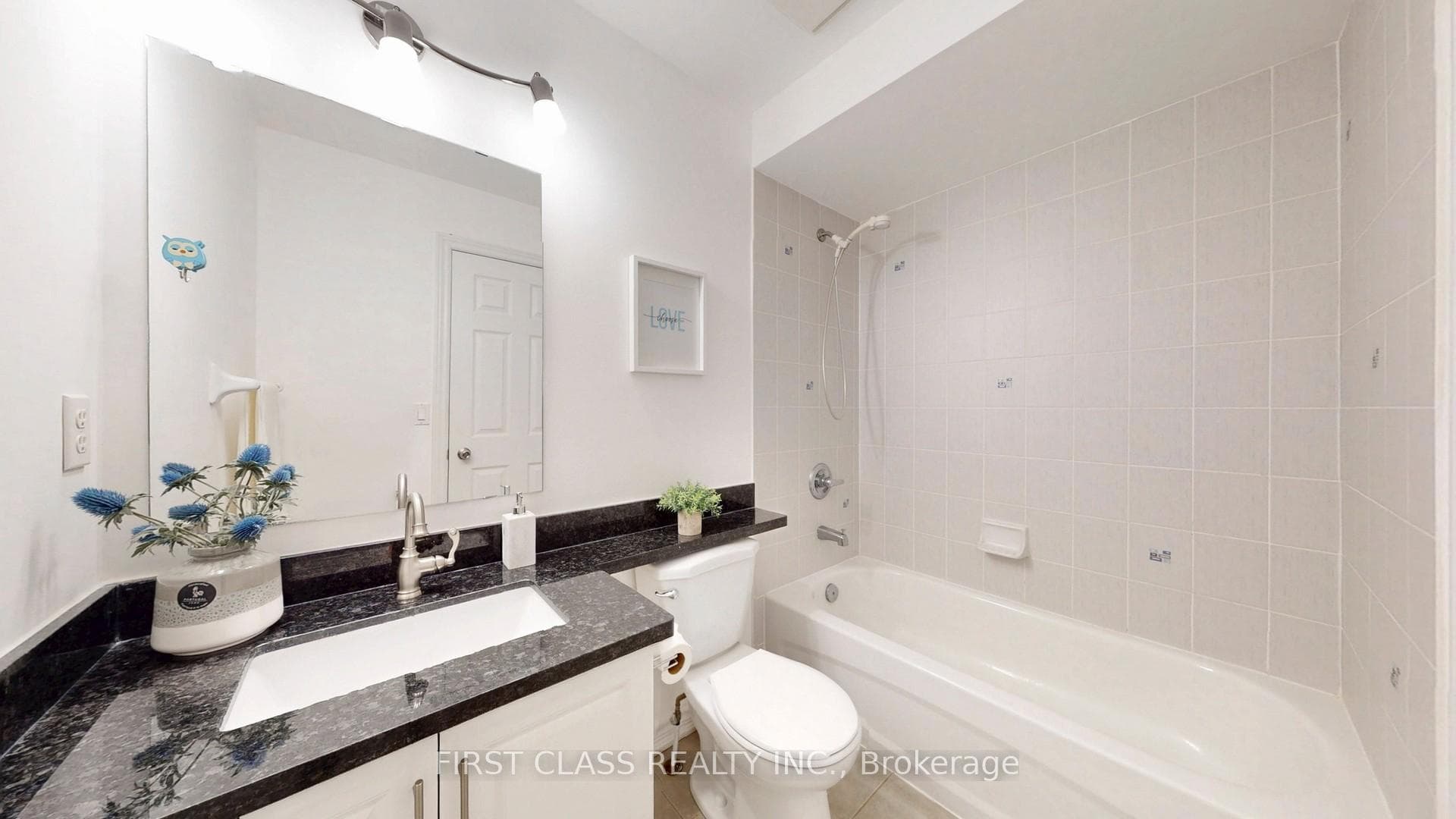 2 Beebe Crescent photo 32