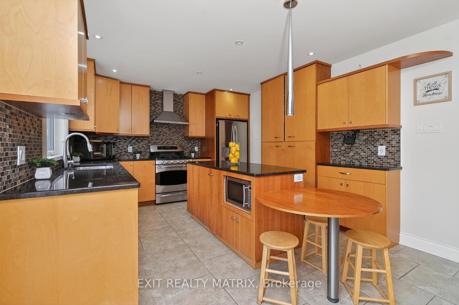 4081 Caracourt Drive photo 12