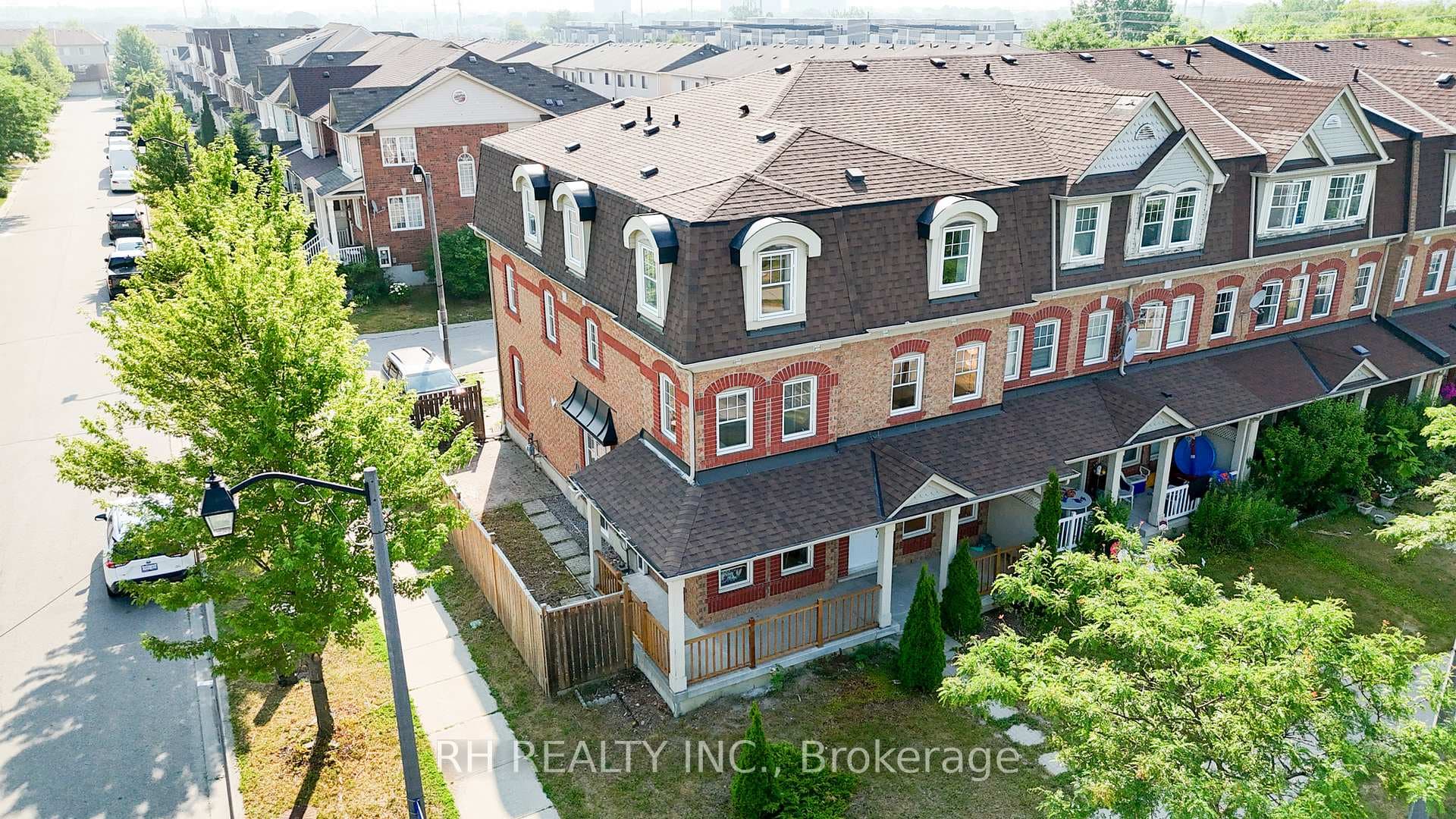 13 Rouge River Drive photo 1