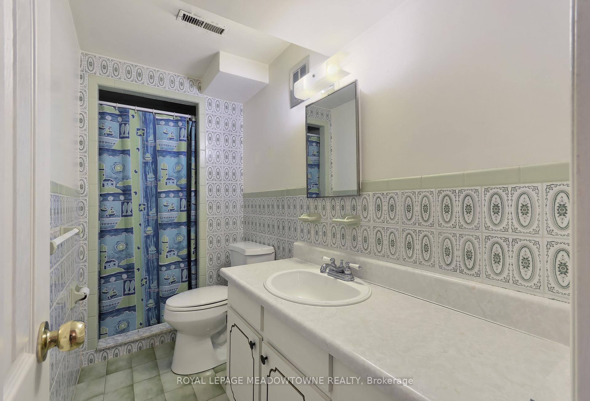 19 Benrubin Drive photo 25