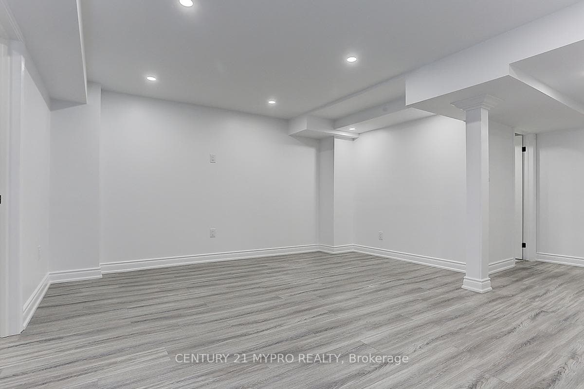 479 Caboto Trail photo 35