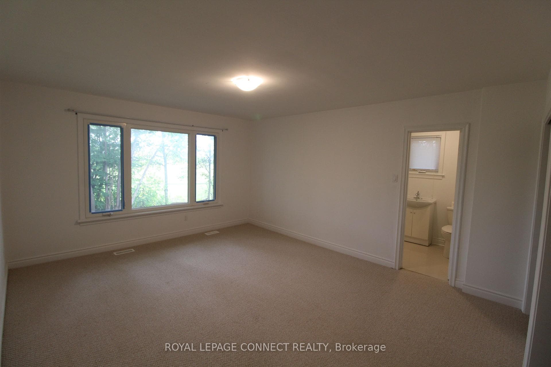 12 Longbridge Road Unit - Main photo 5