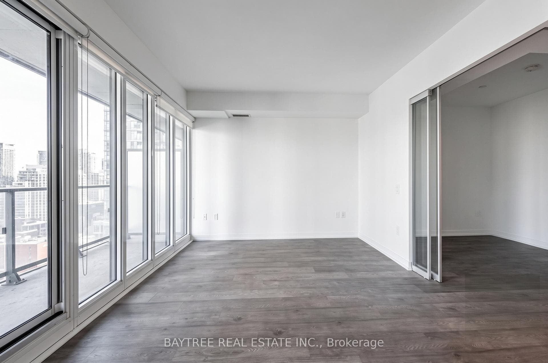 251 Jarvis Street Unit 1121 photo 10