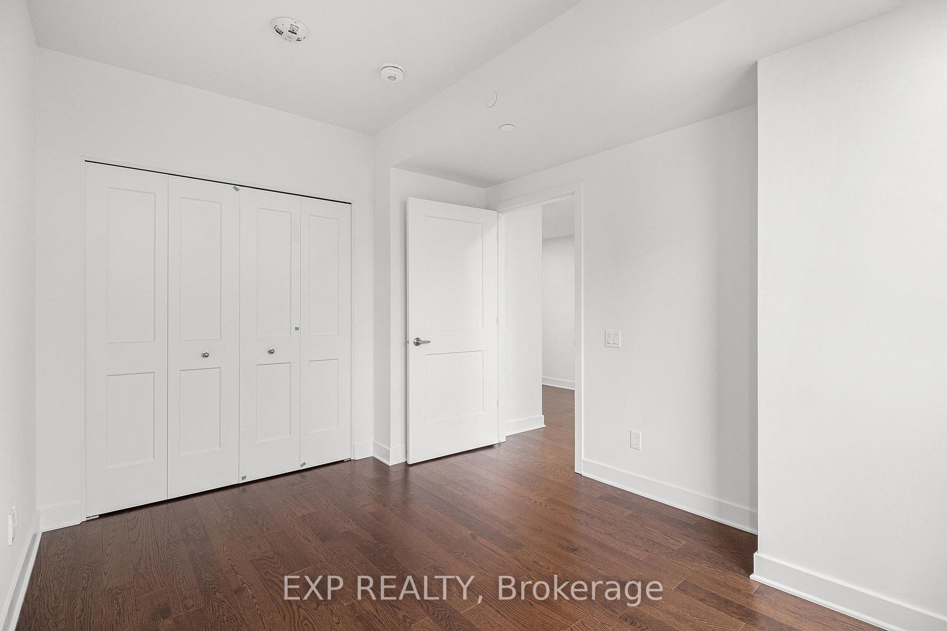 180 George Street Unit 1301 photo 19