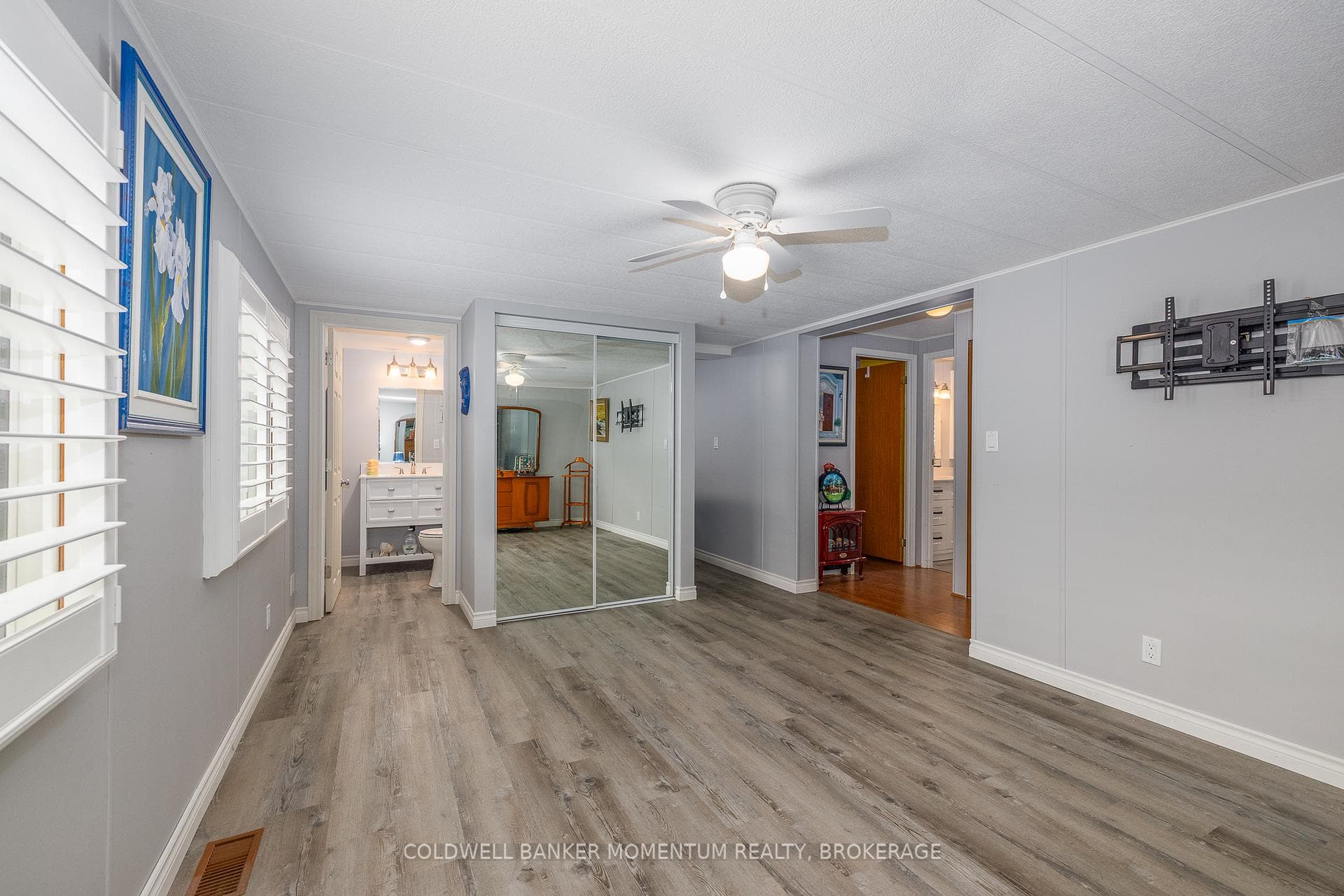 3033 Townline Road Unit 70 photo 20